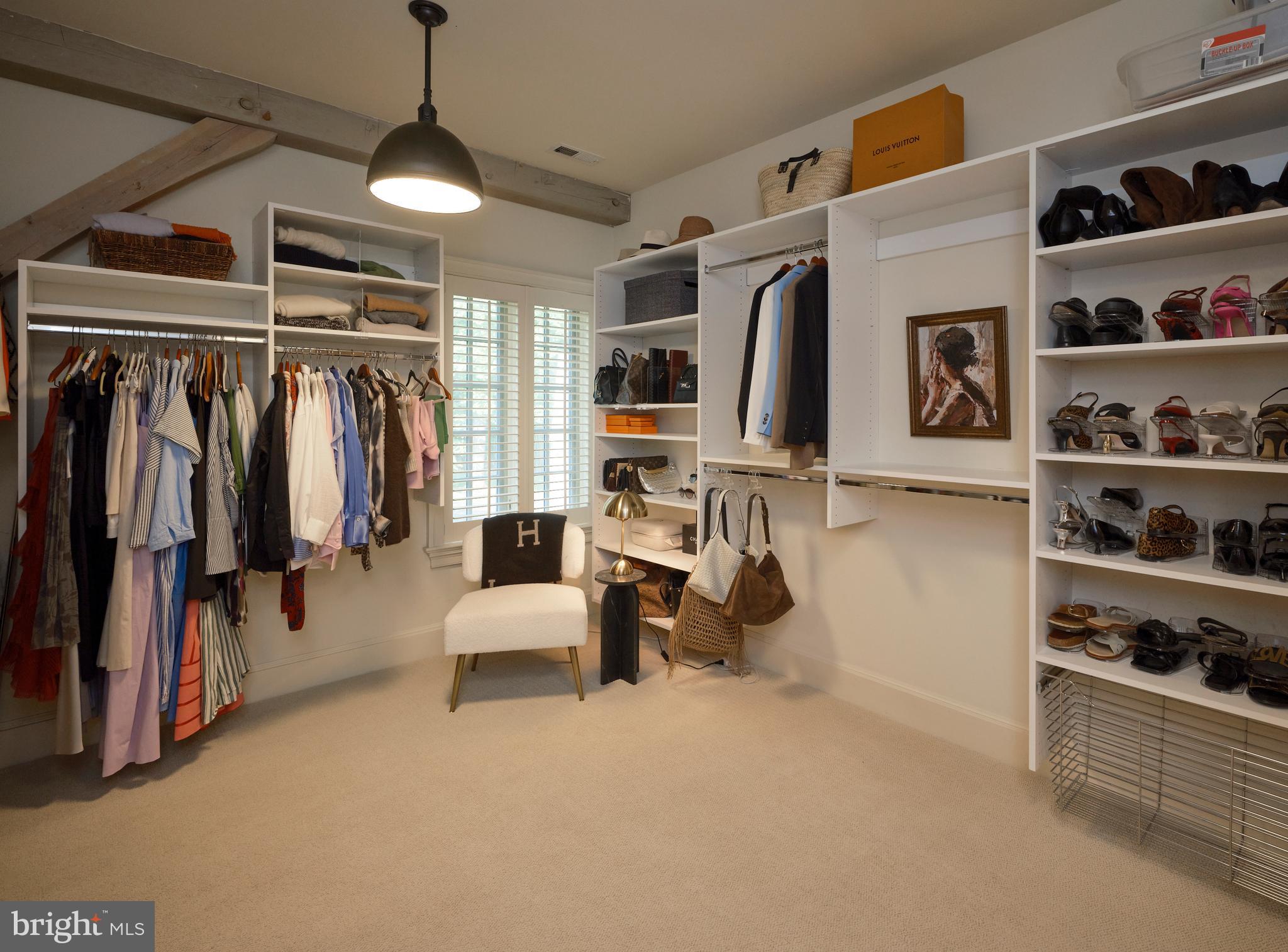 RADNOR HUNT - Residential