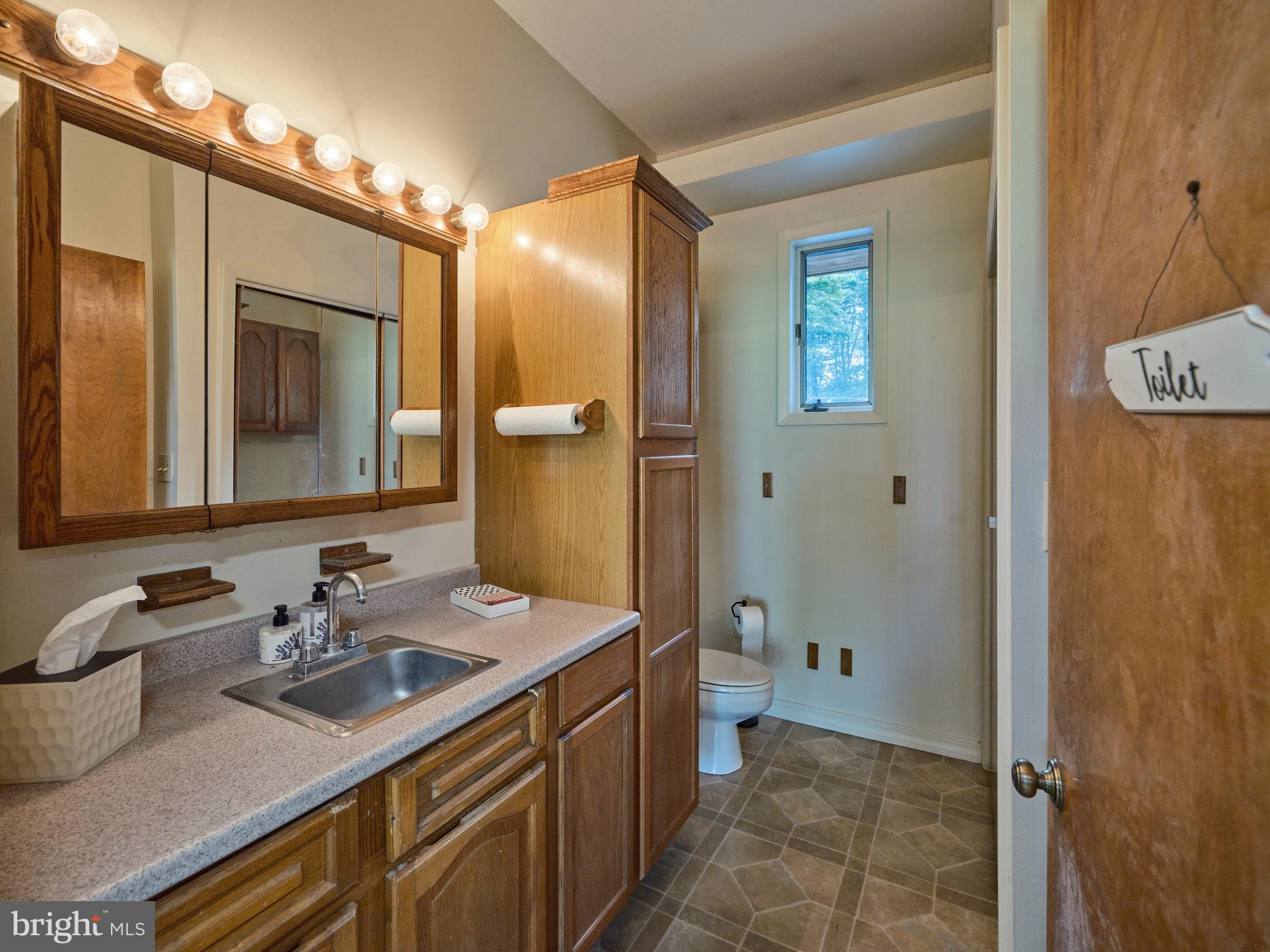 RADNOR HUNT - Residential