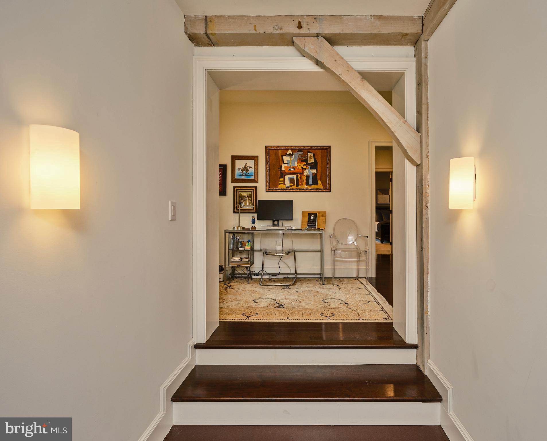 RADNOR HUNT - Residential