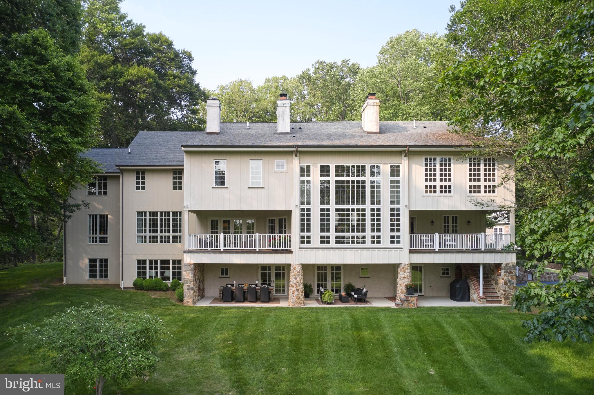 RADNOR HUNT - Residential