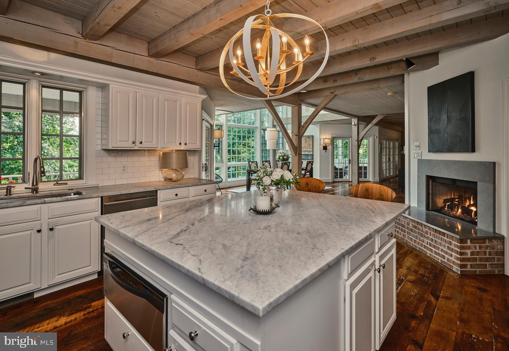 RADNOR HUNT - Residential