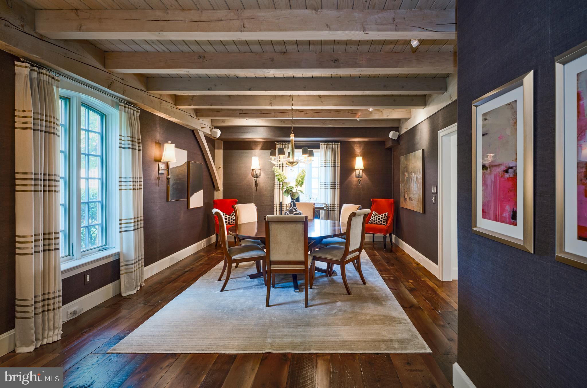 RADNOR HUNT - Residential