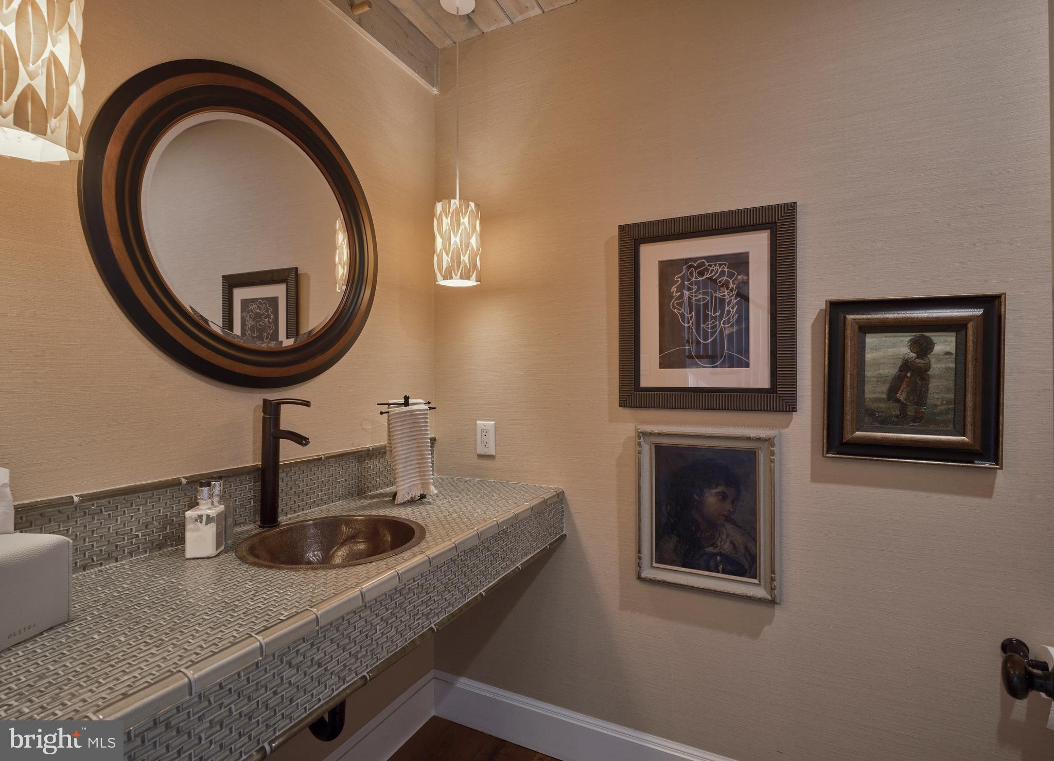 RADNOR HUNT - Residential