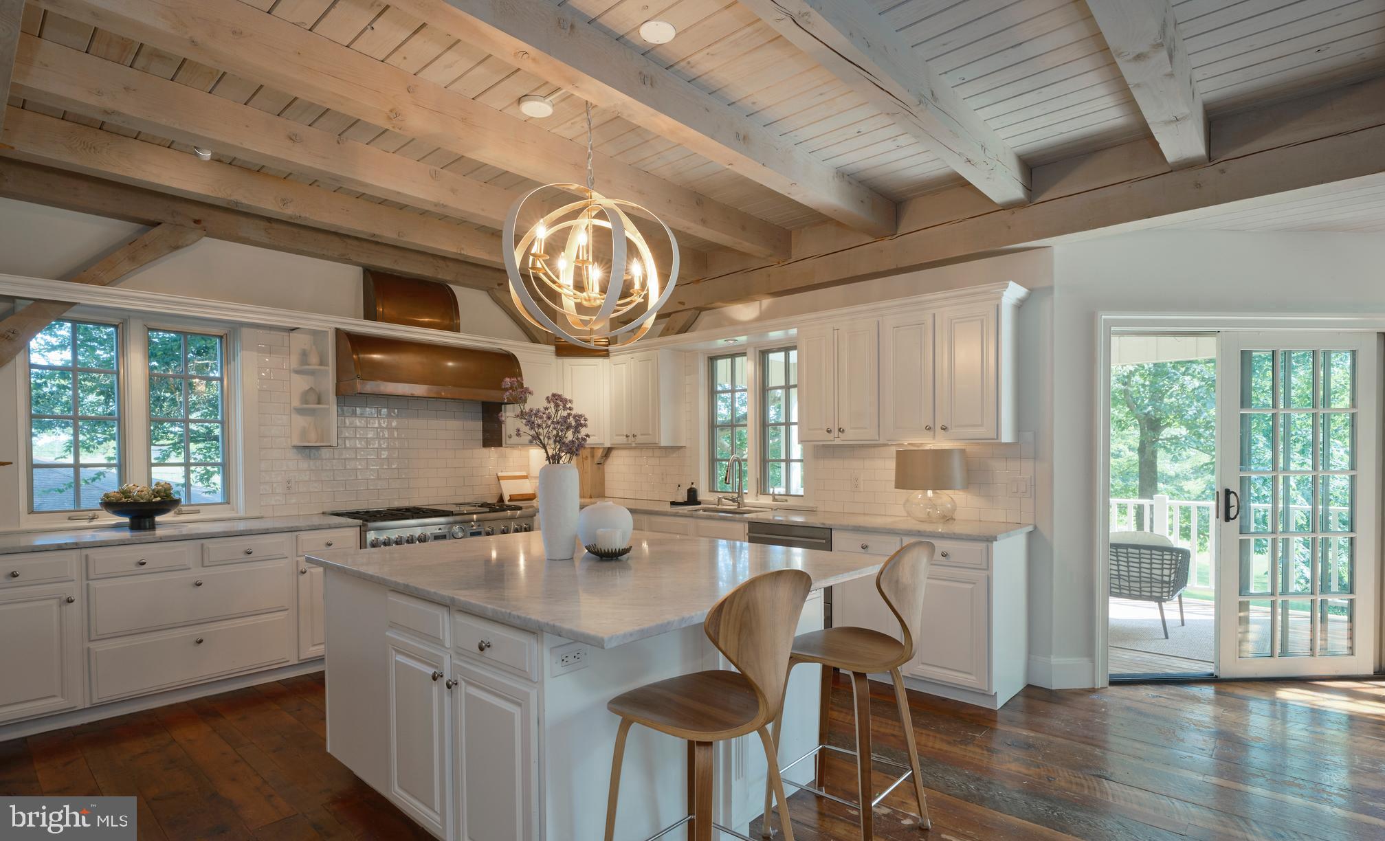 RADNOR HUNT - Residential