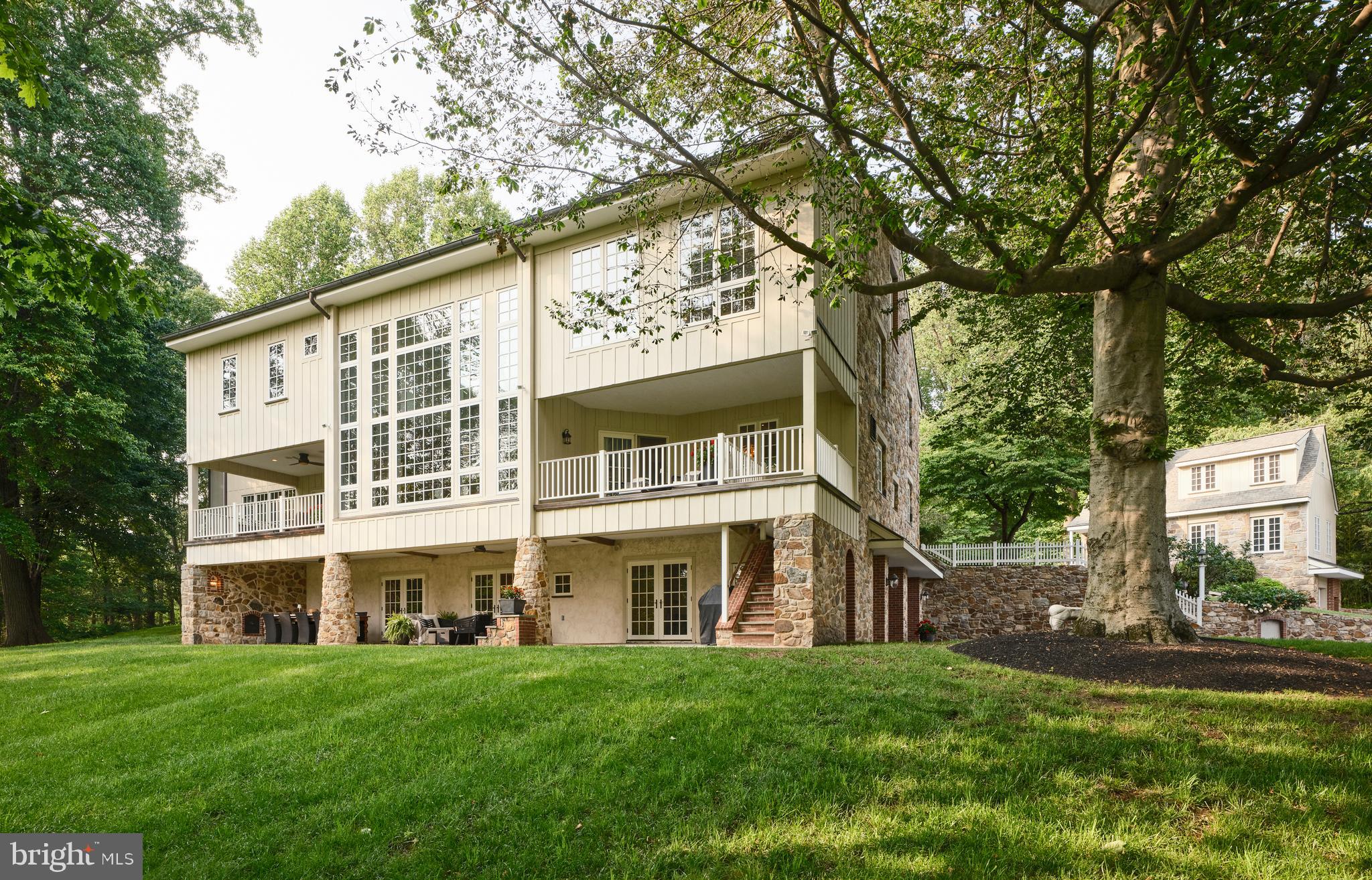 RADNOR HUNT - Residential