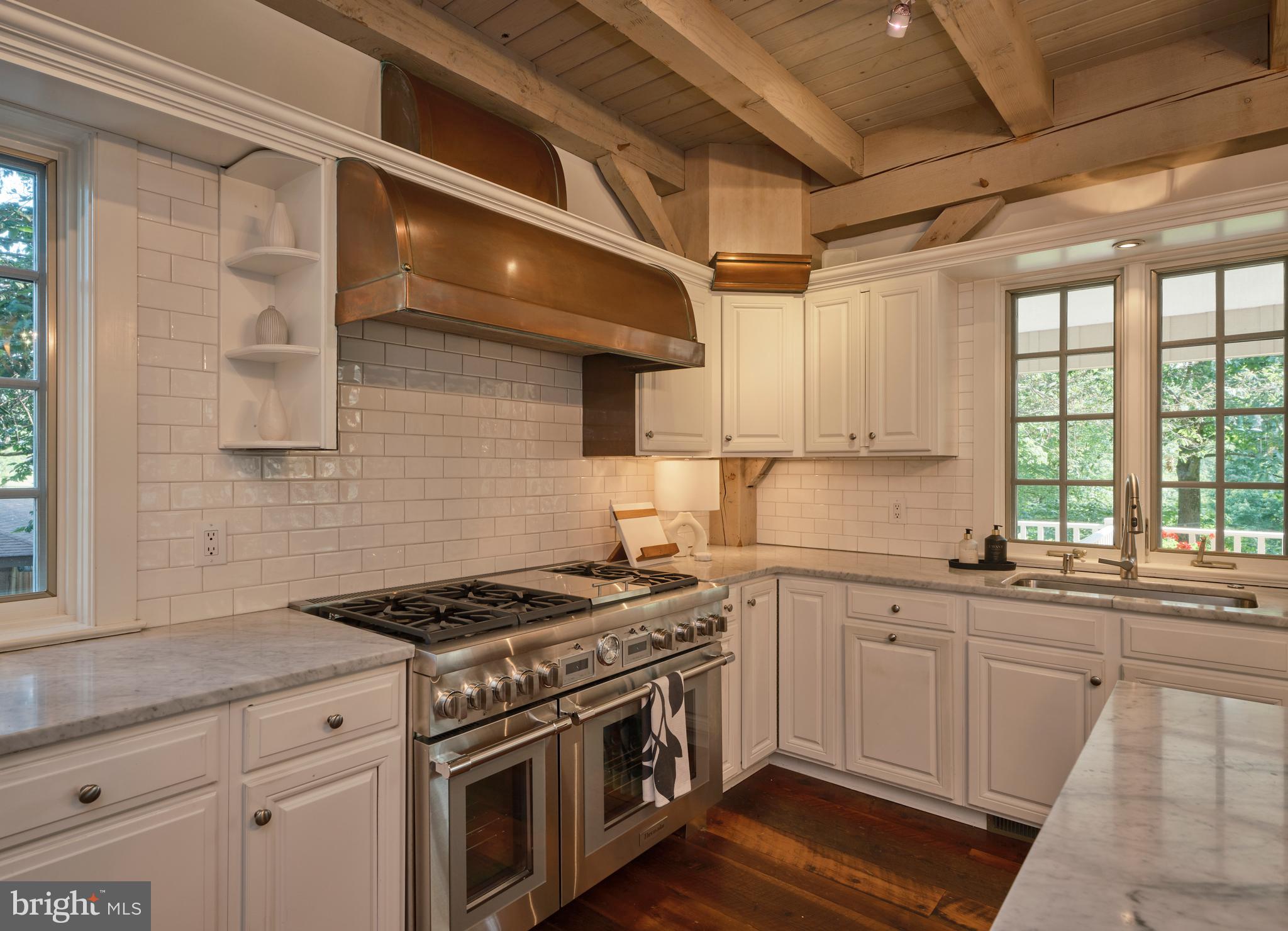RADNOR HUNT - Residential