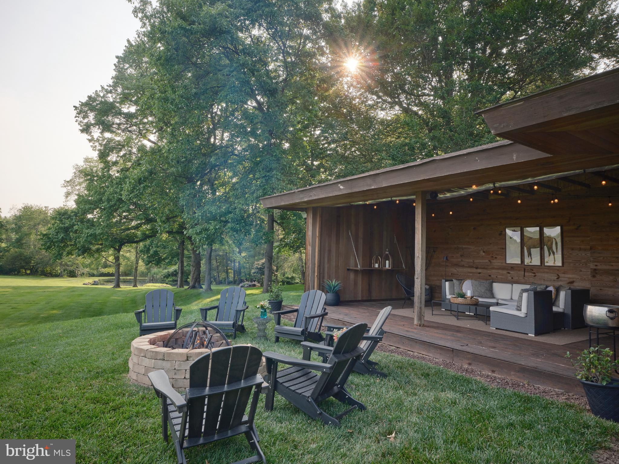 RADNOR HUNT - Residential