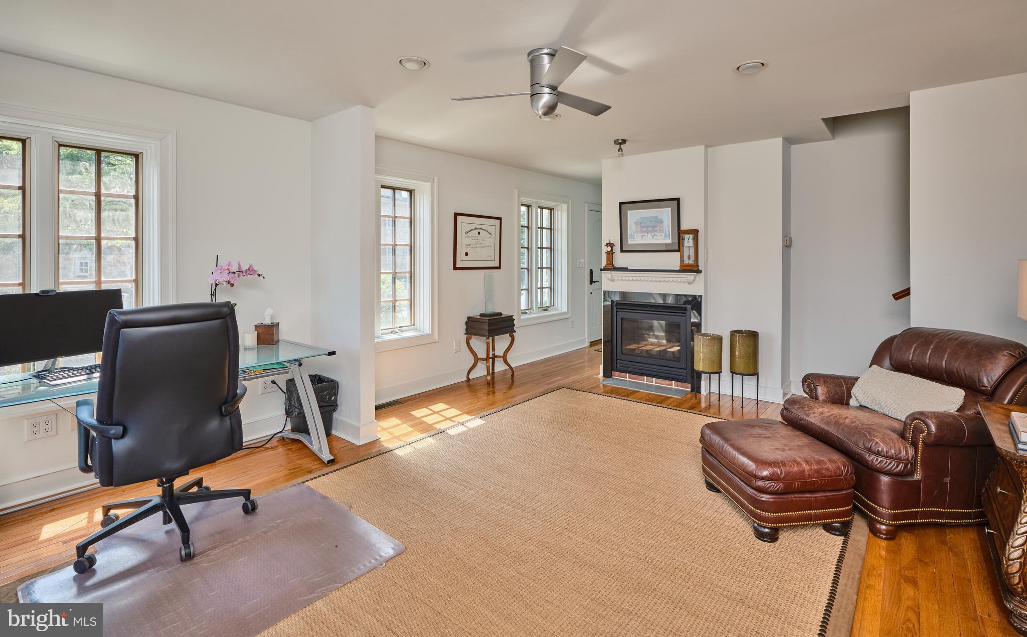 RADNOR HUNT - Residential