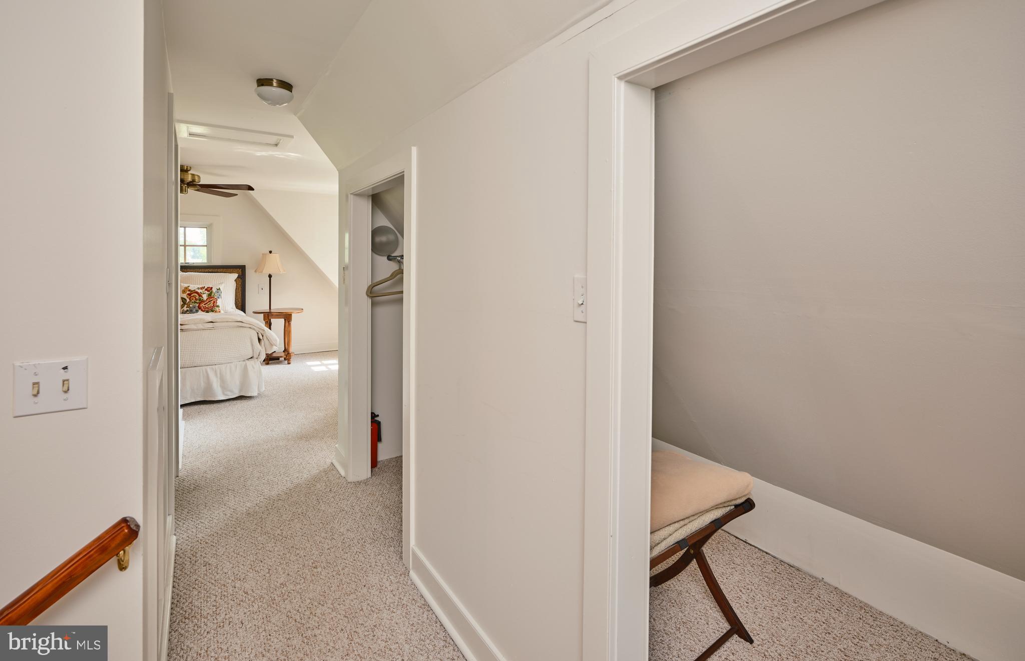 RADNOR HUNT - Residential