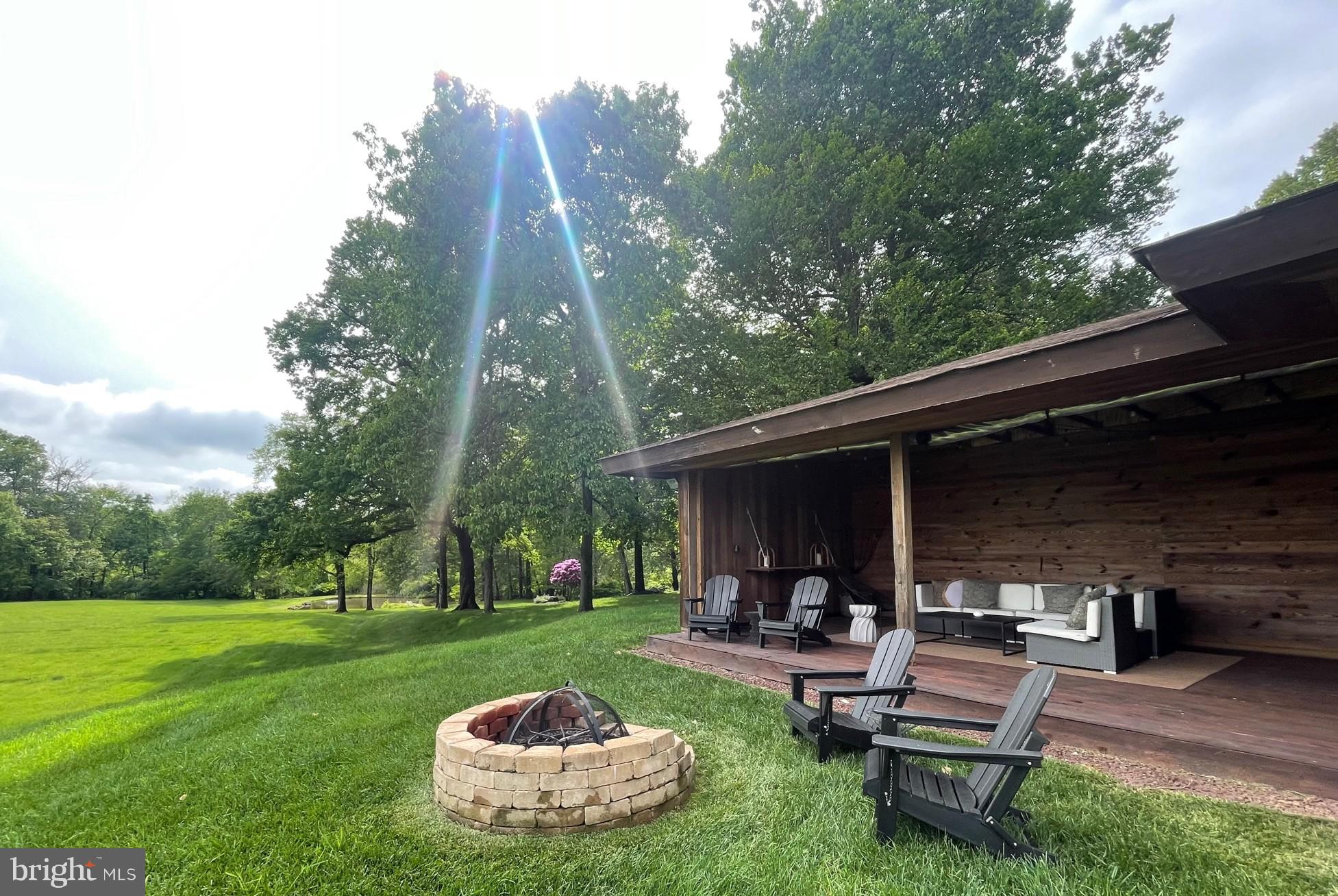 RADNOR HUNT - Residential