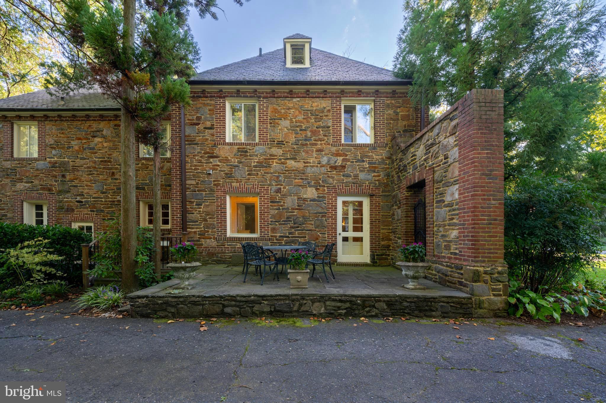 GUILFORD - Residential