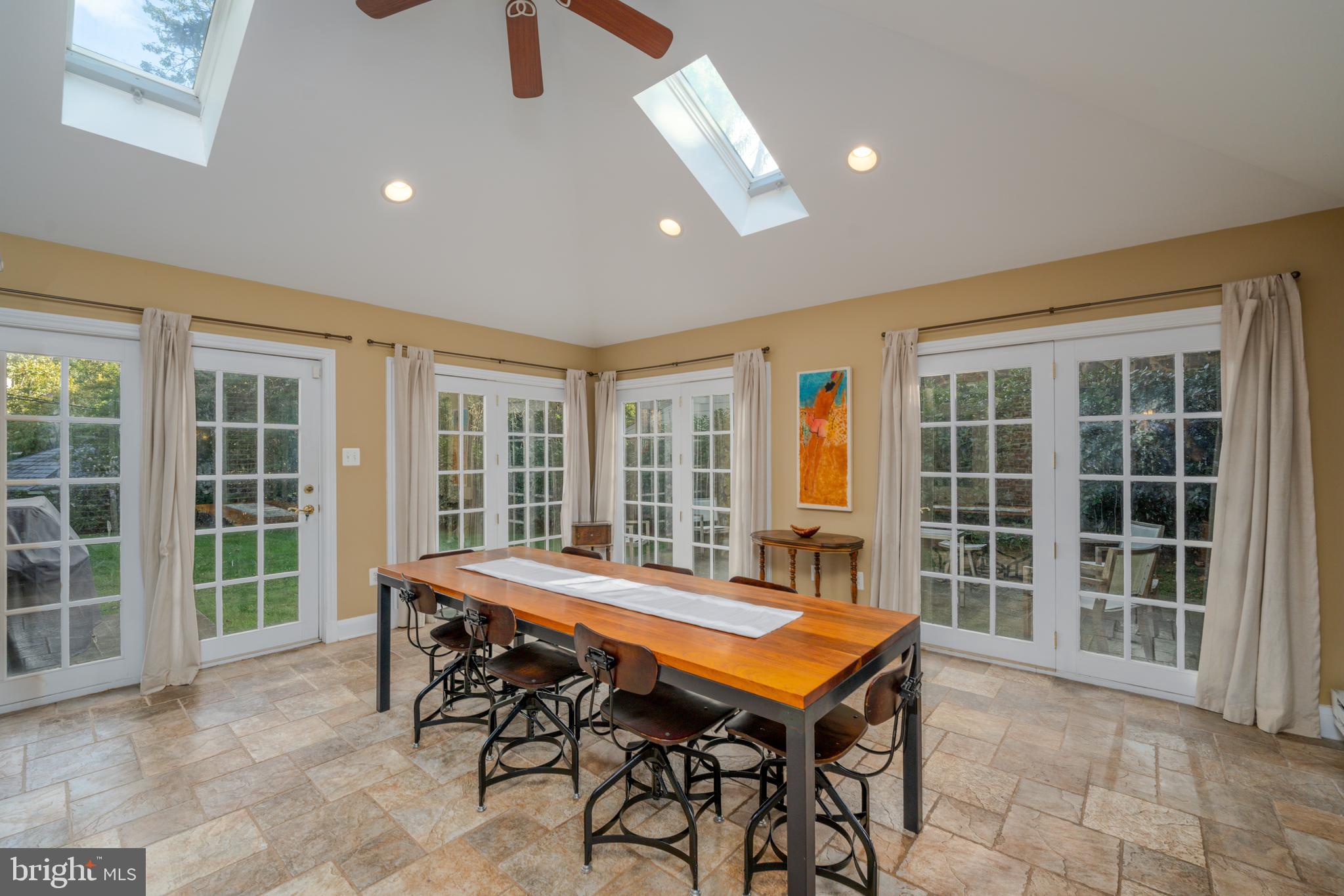 GUILFORD - Residential