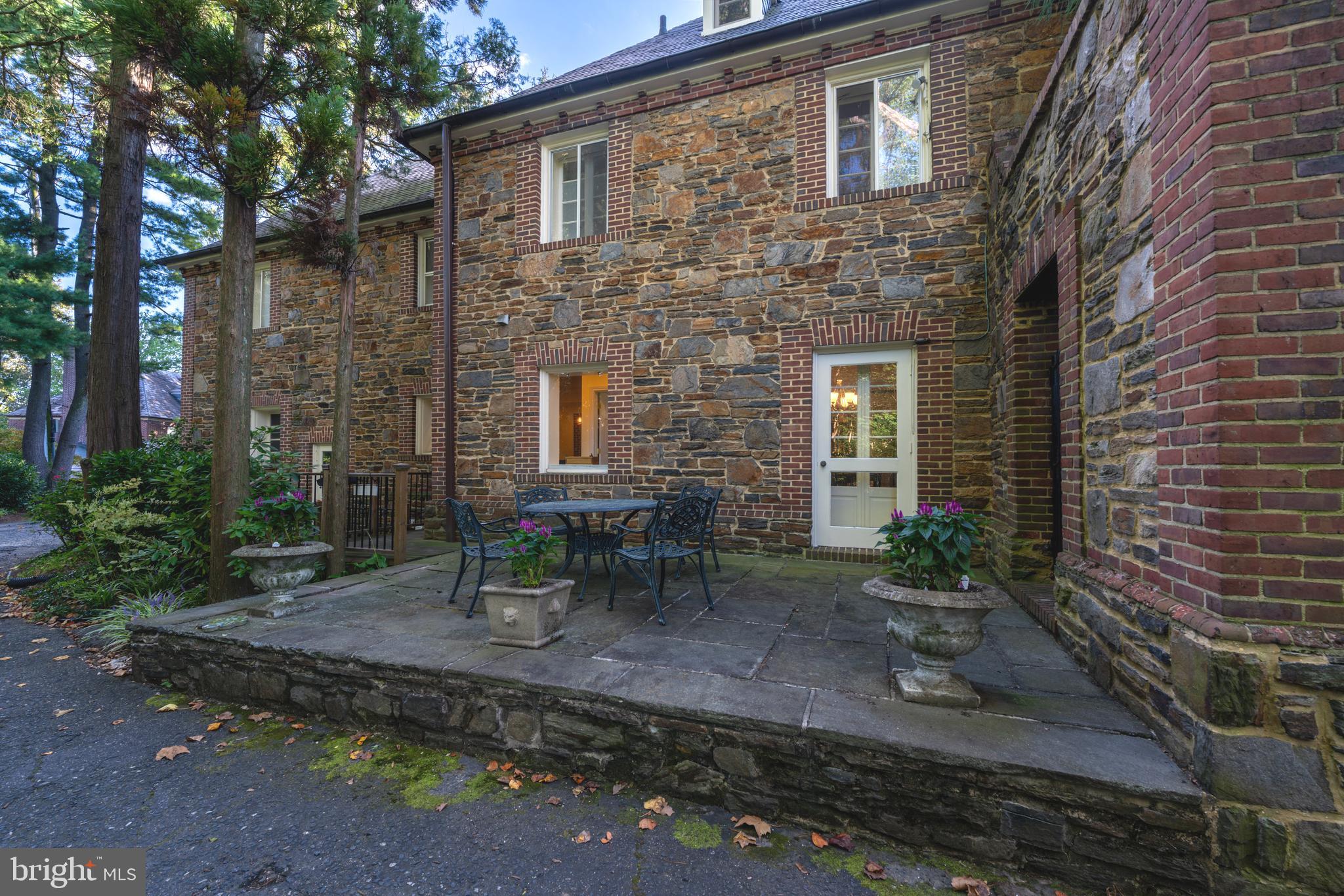 GUILFORD - Residential