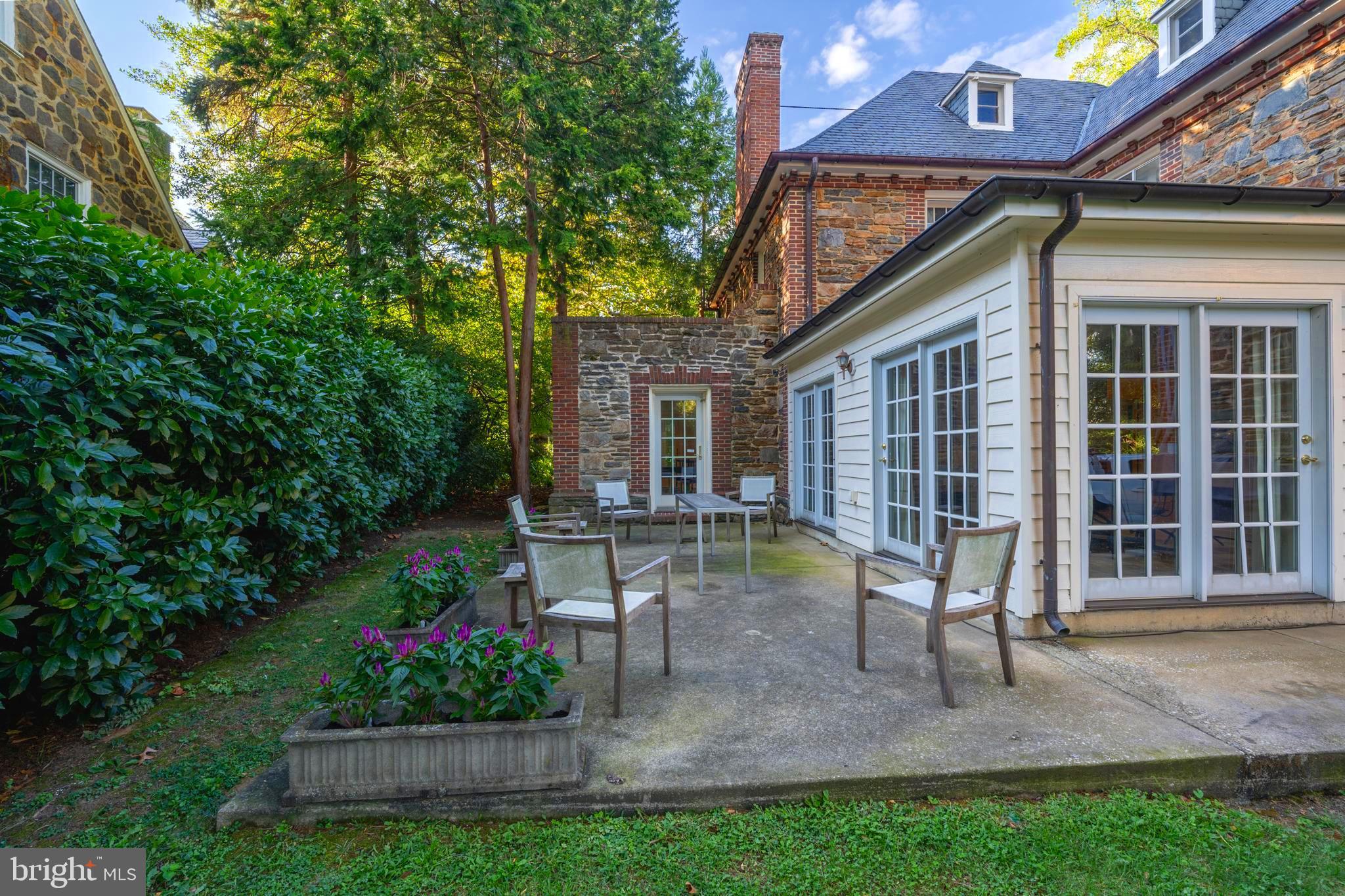 GUILFORD - Residential