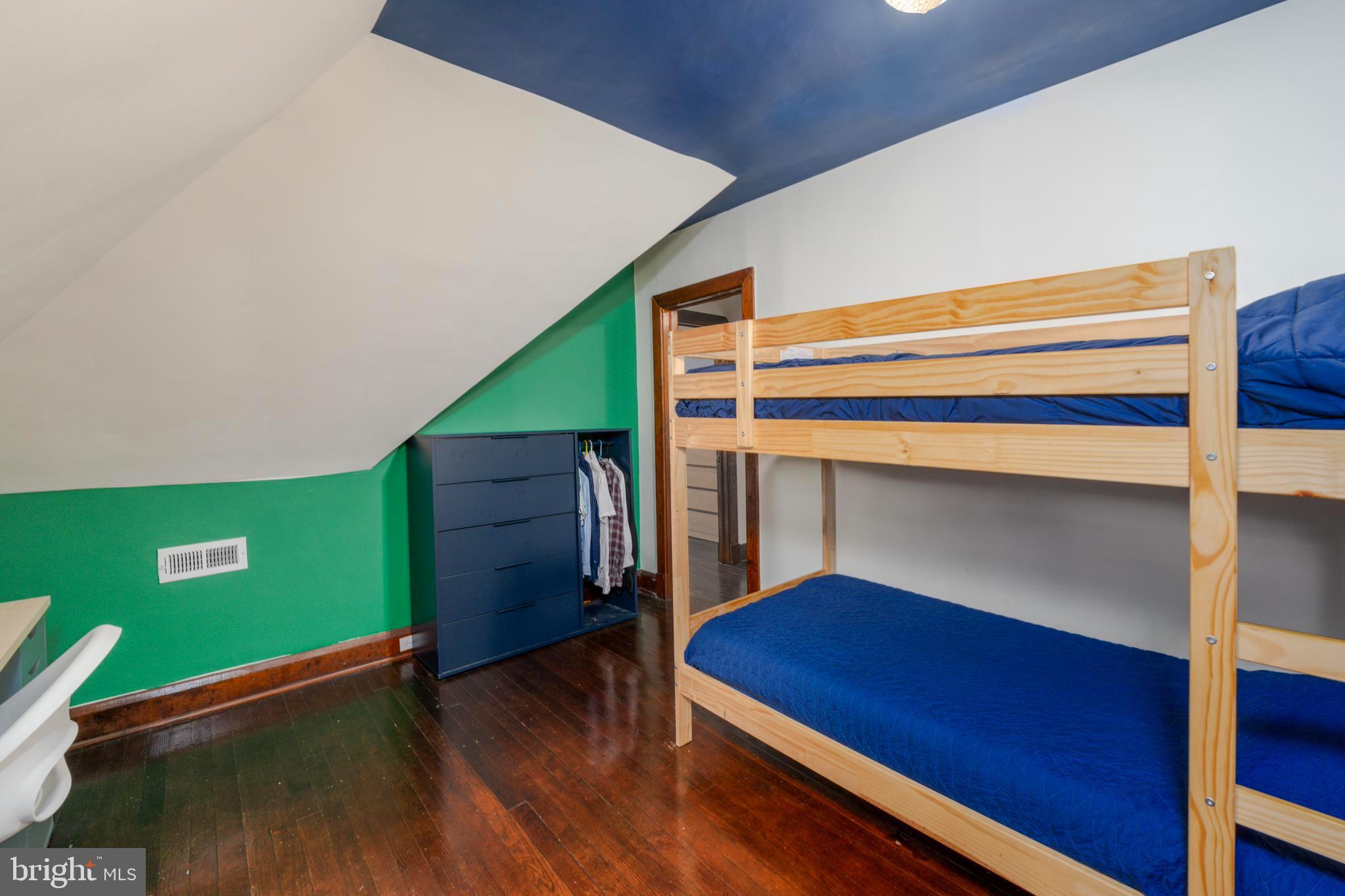 GUILFORD - Residential