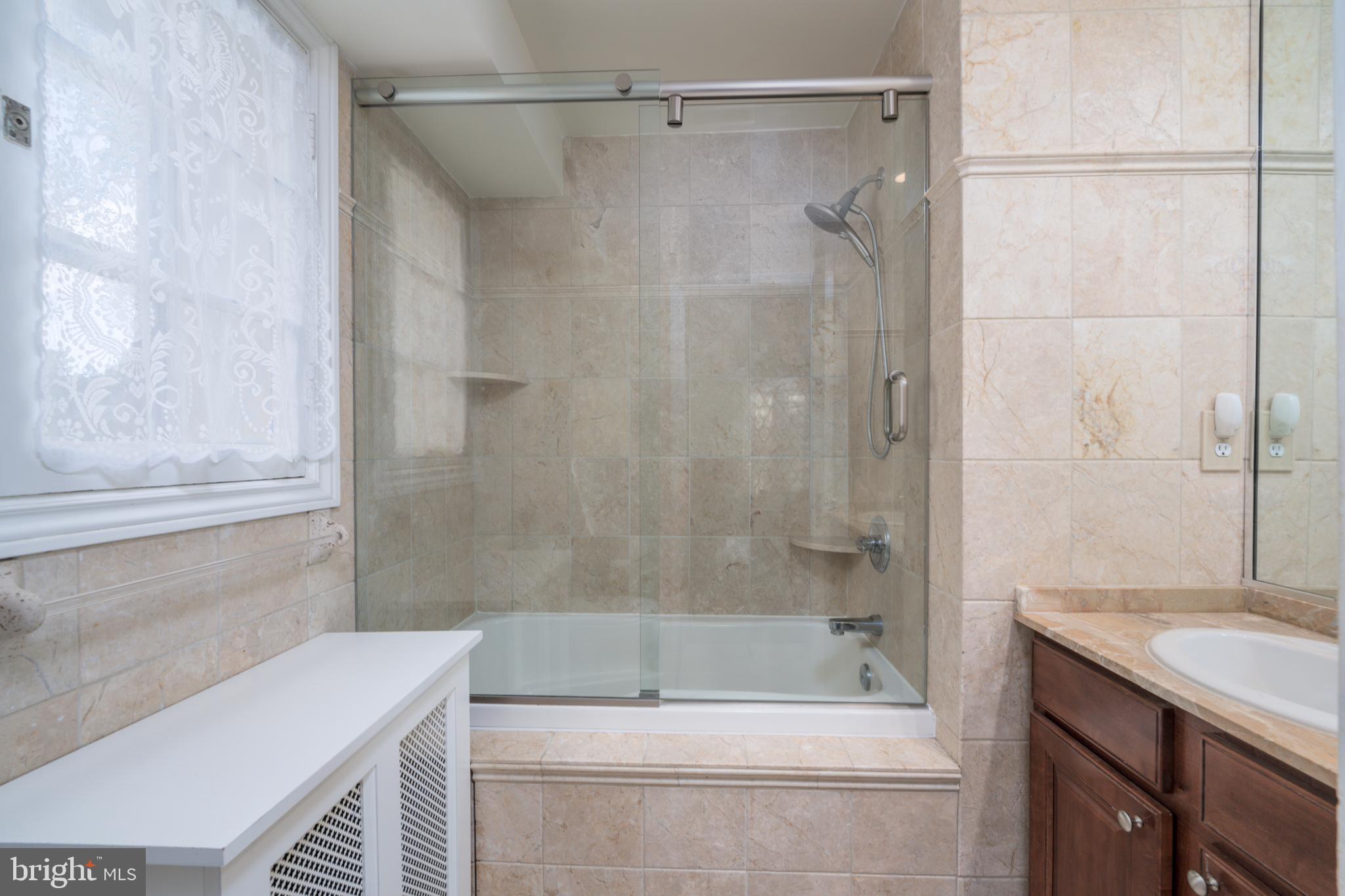 GUILFORD - Residential