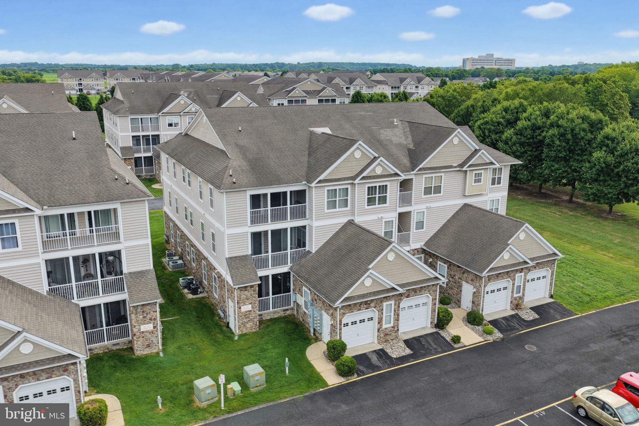 4102 SUMMER BROOK WAY