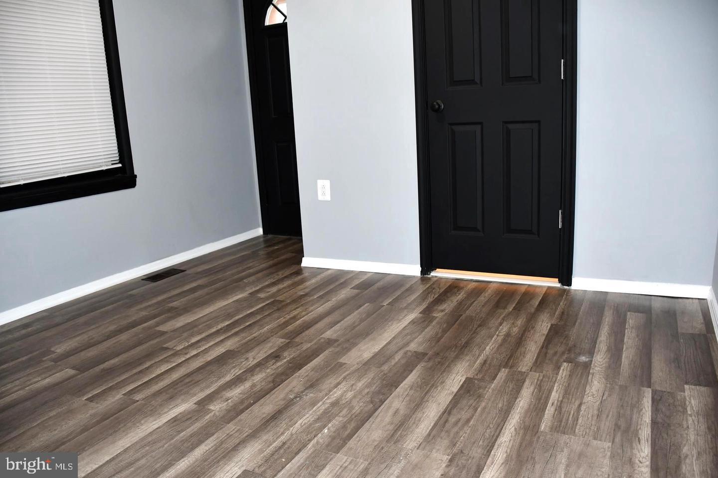 COBBS CREEK - Residential Lease