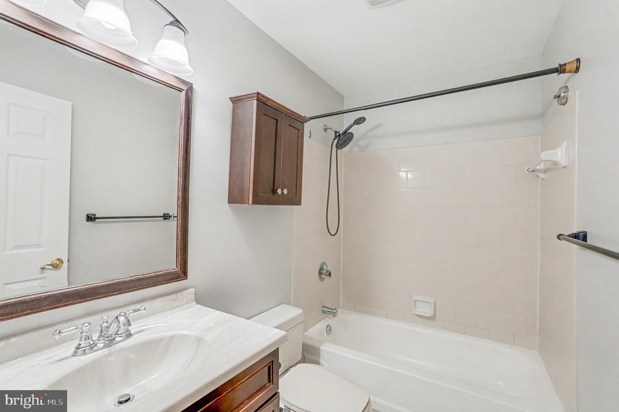 THE POINTE - Residential