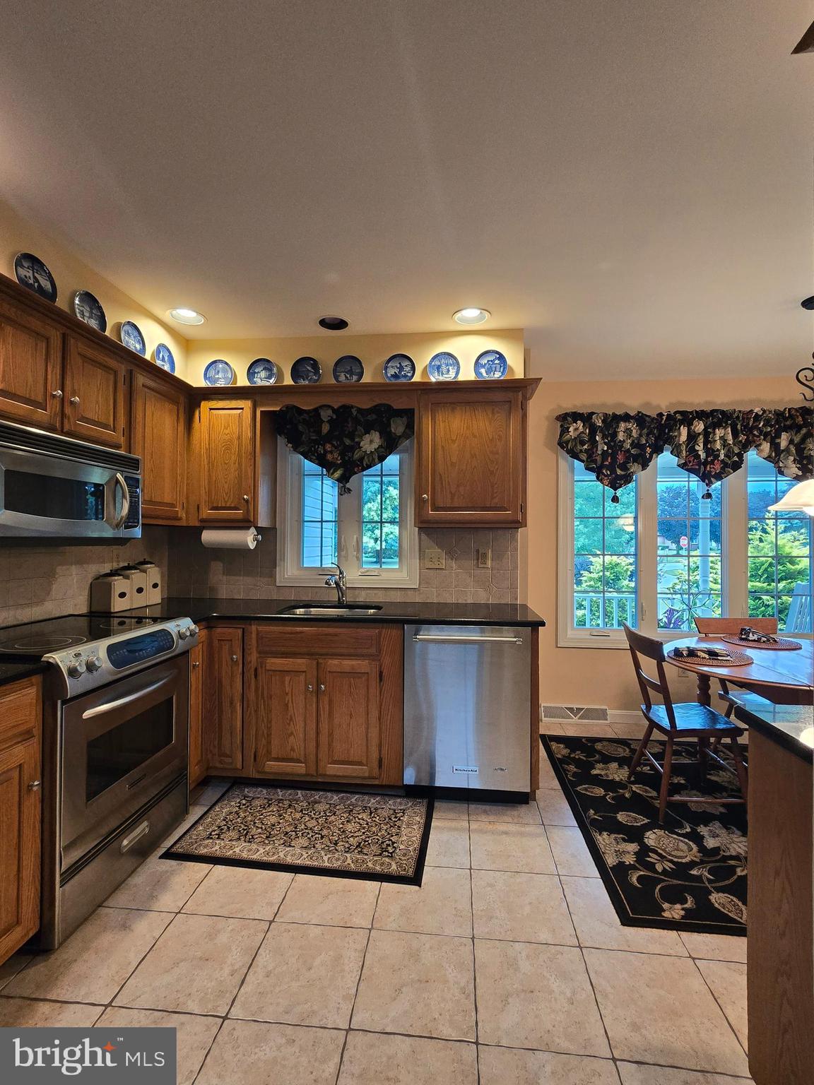 FOREST MEADOWS - Residential