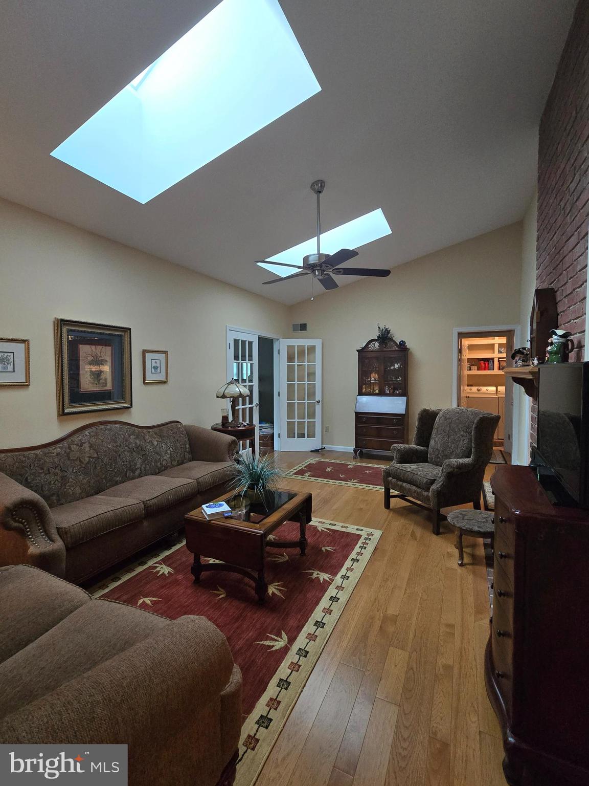 FOREST MEADOWS - Residential