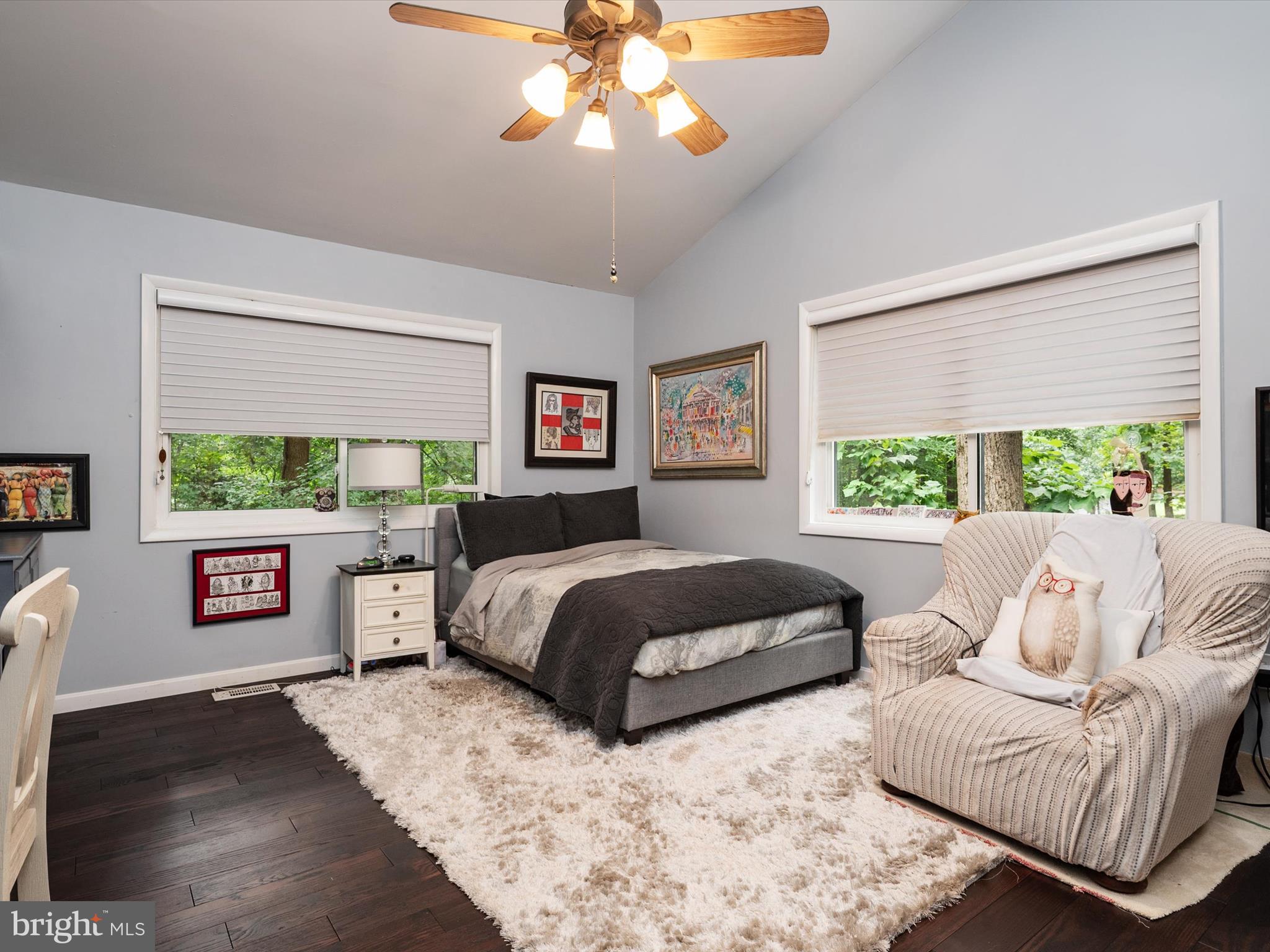 THE WOODS - Residential