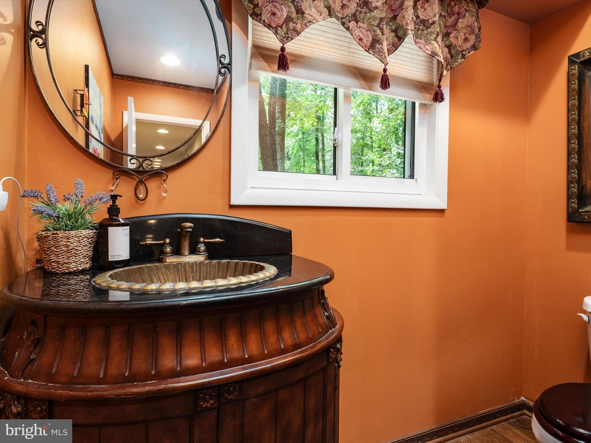 THE WOODS - Residential