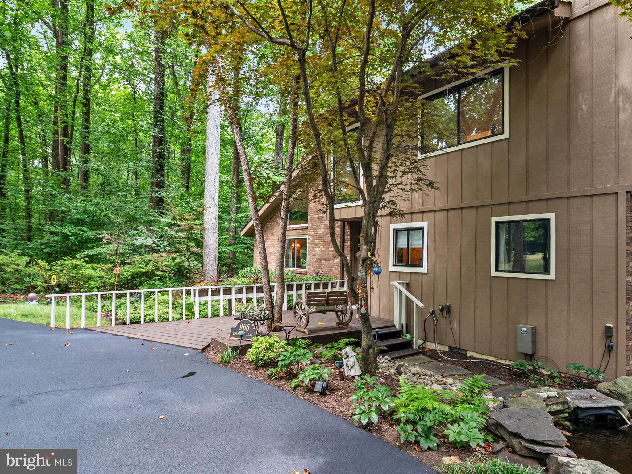 THE WOODS - Residential