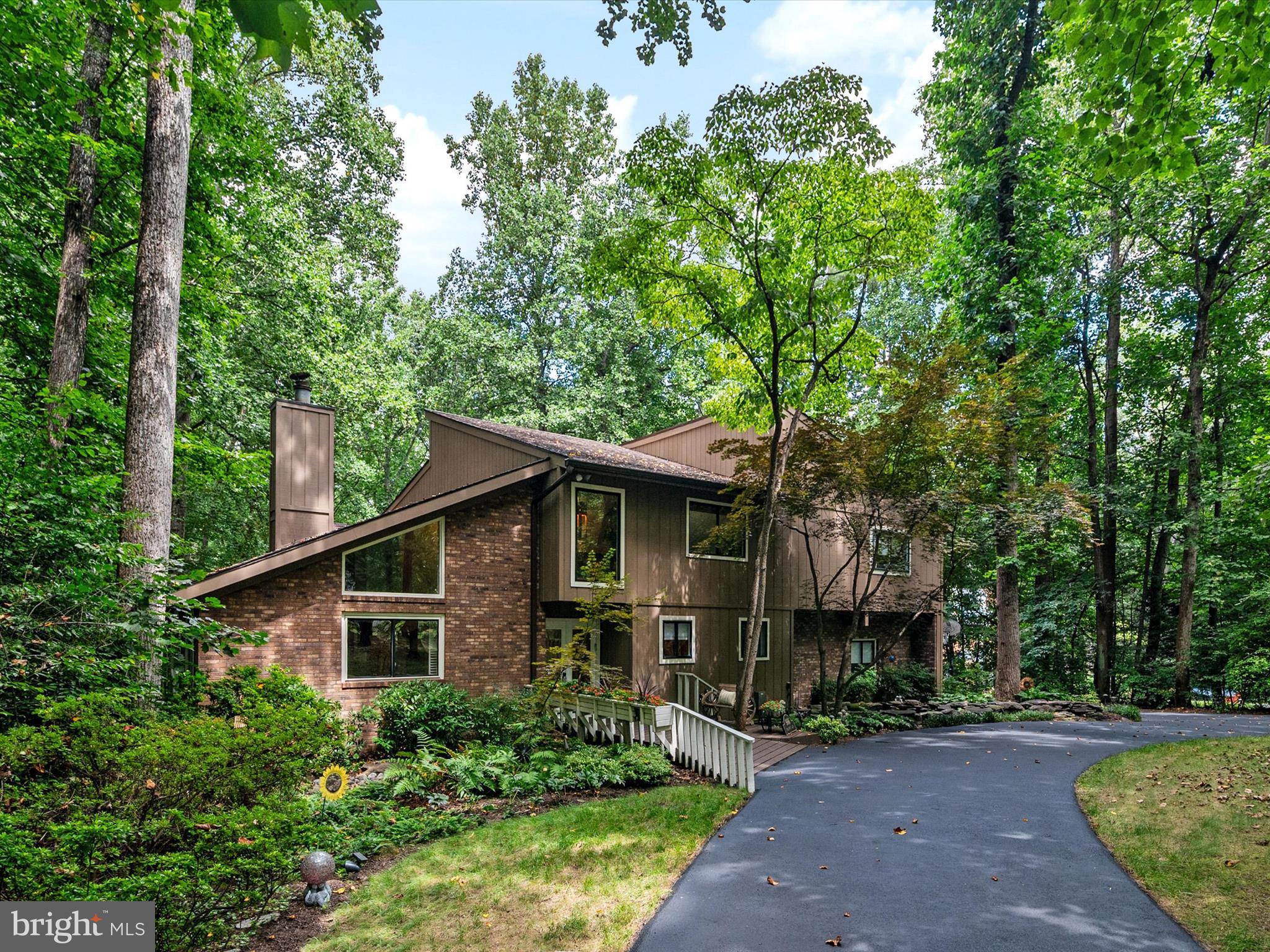 THE WOODS - Residential