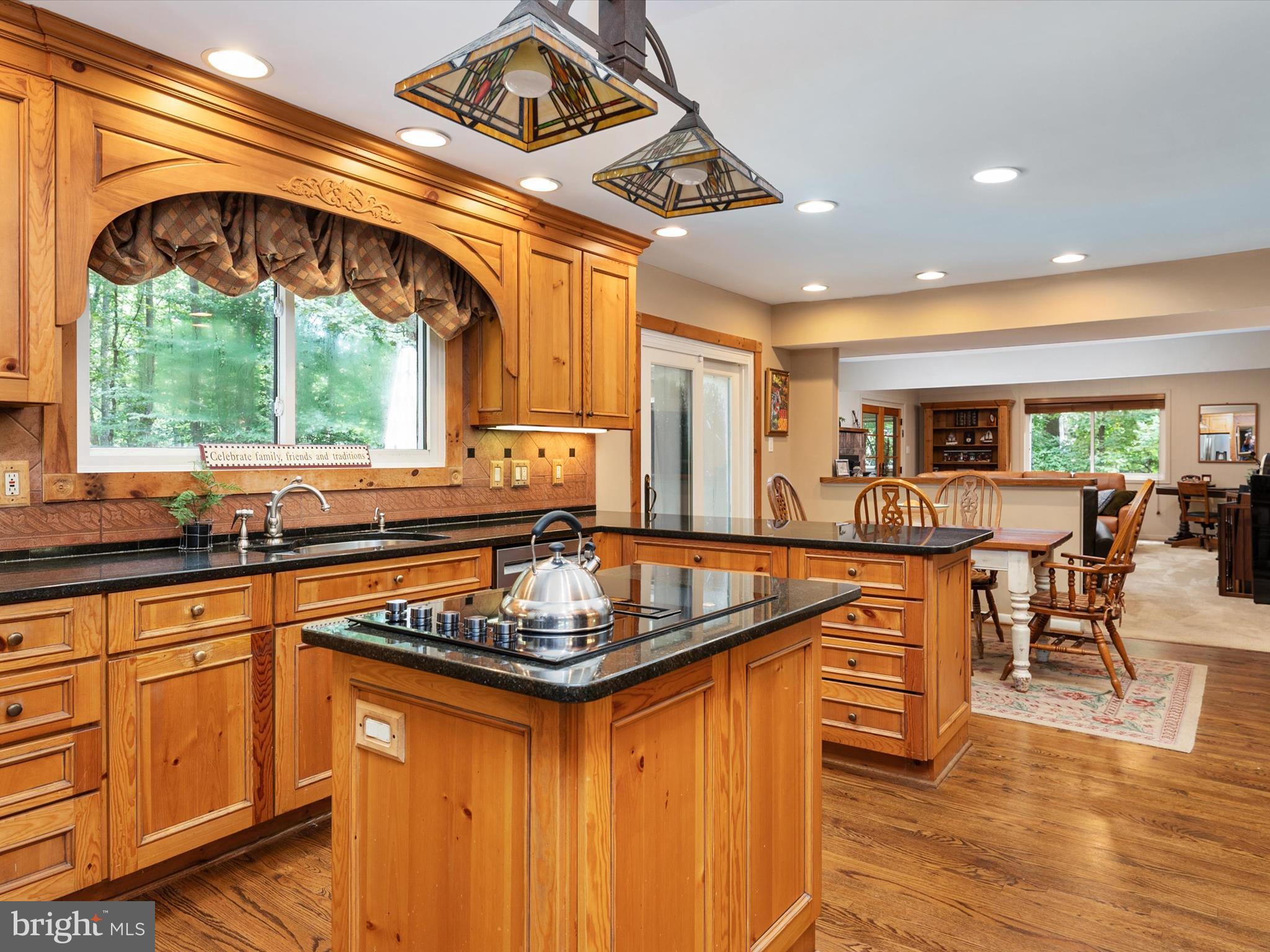 THE WOODS - Residential