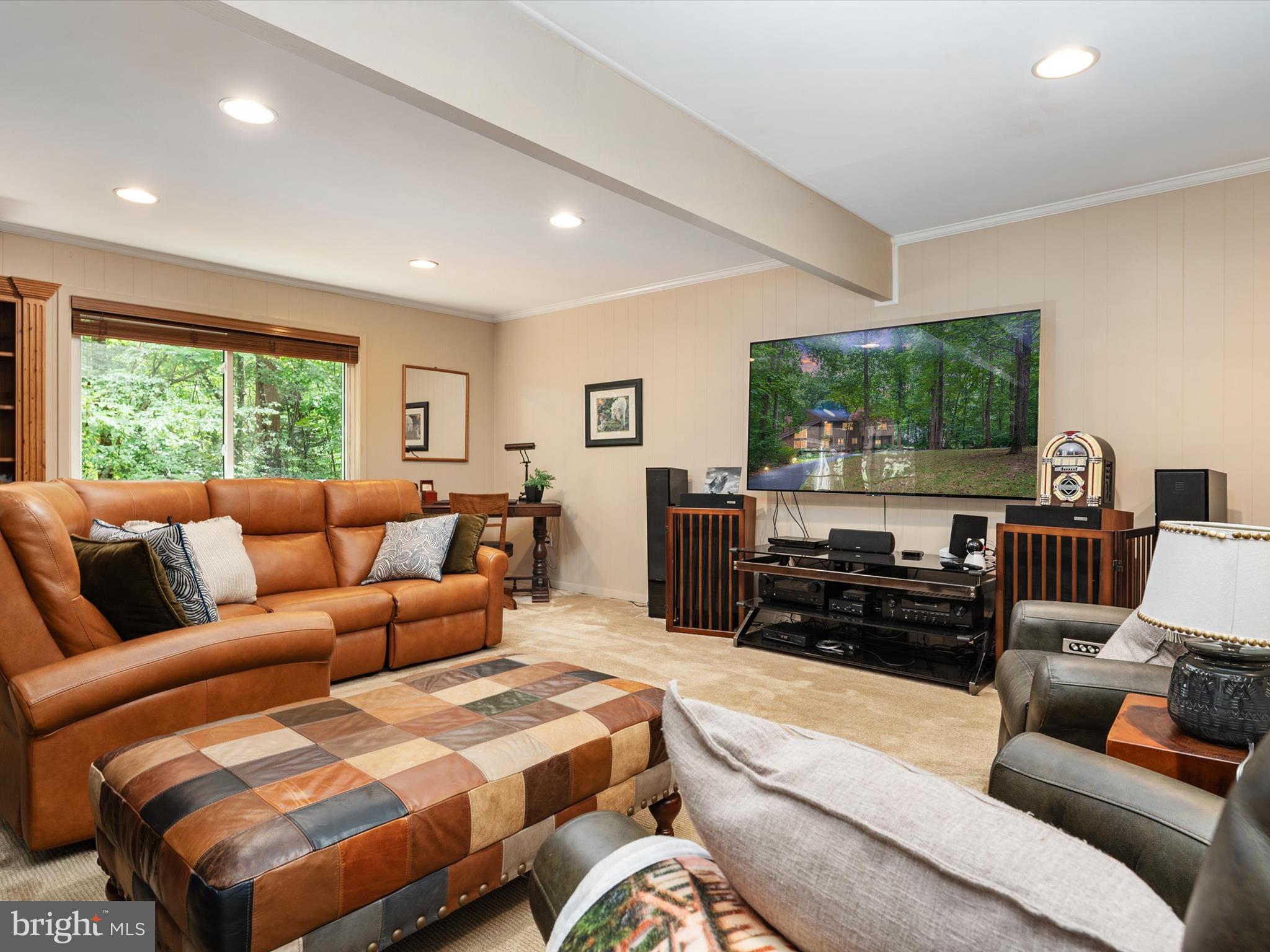 THE WOODS - Residential