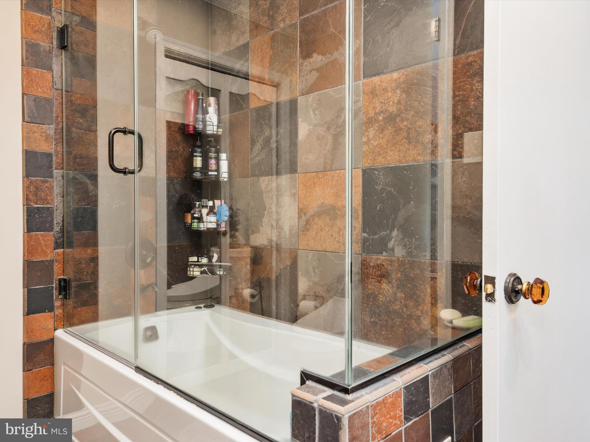 THE WOODS - Residential