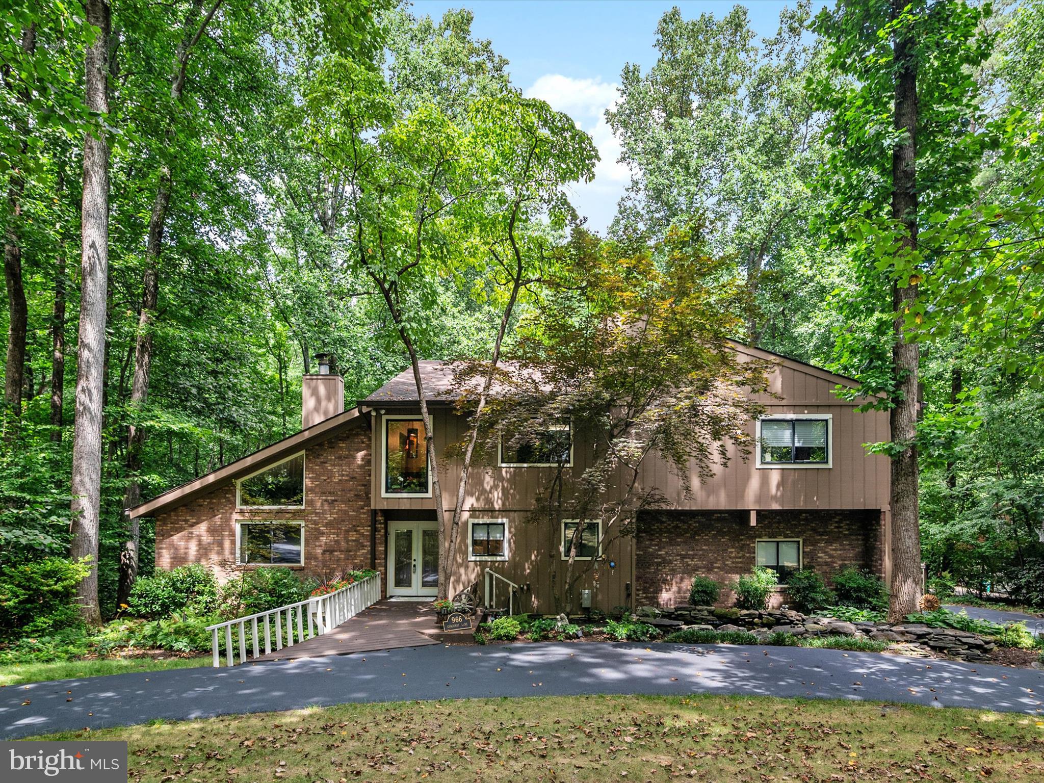 THE WOODS - Residential