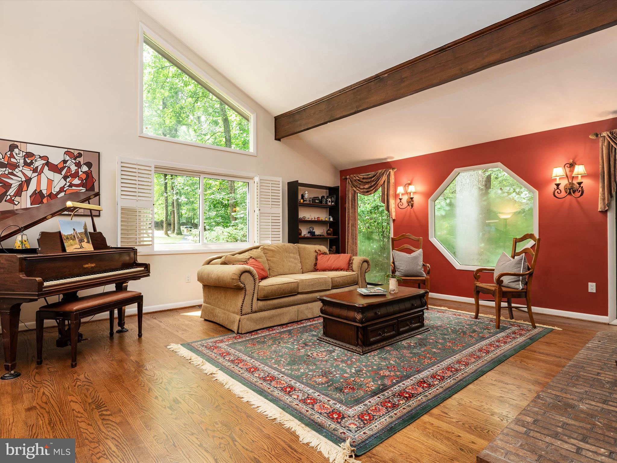 THE WOODS - Residential