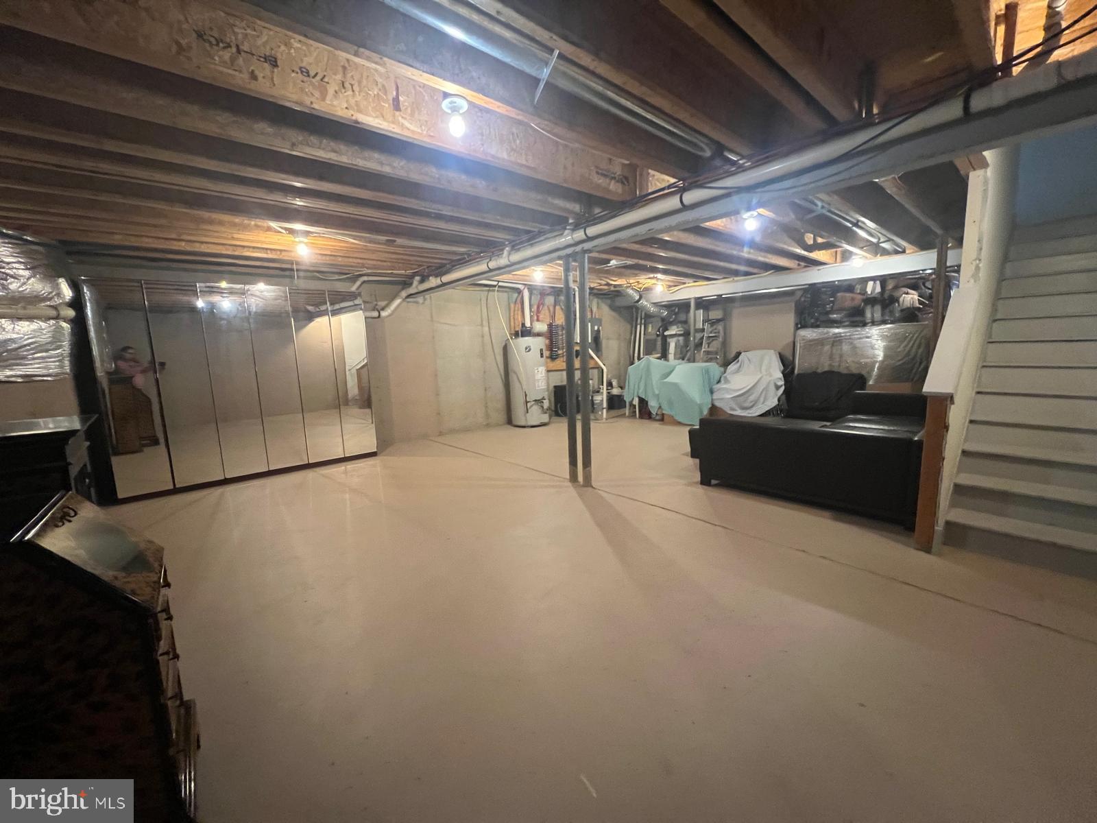 BEDMINSTER SQUARE - Residential Lease