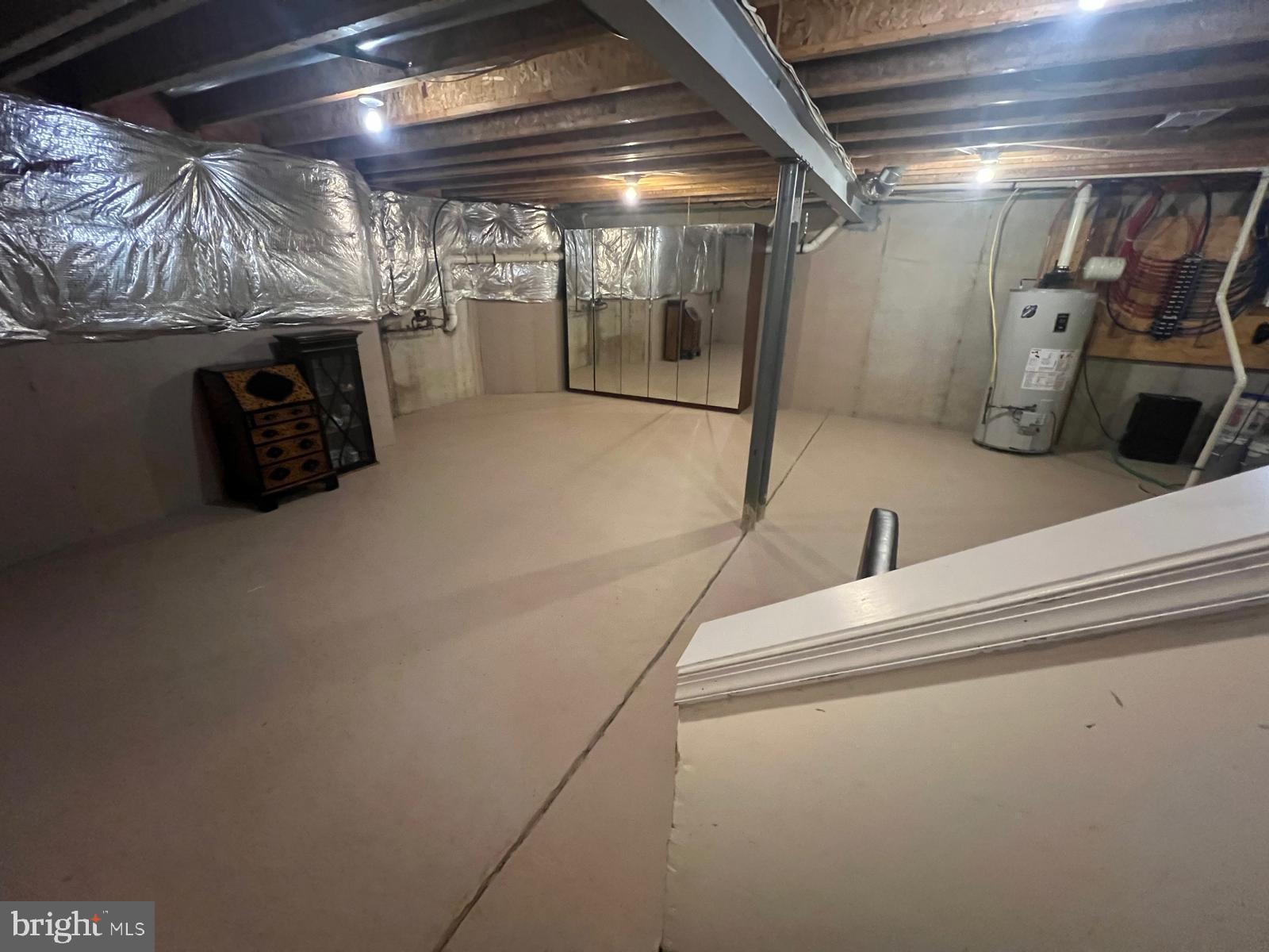 BEDMINSTER SQUARE - Residential Lease