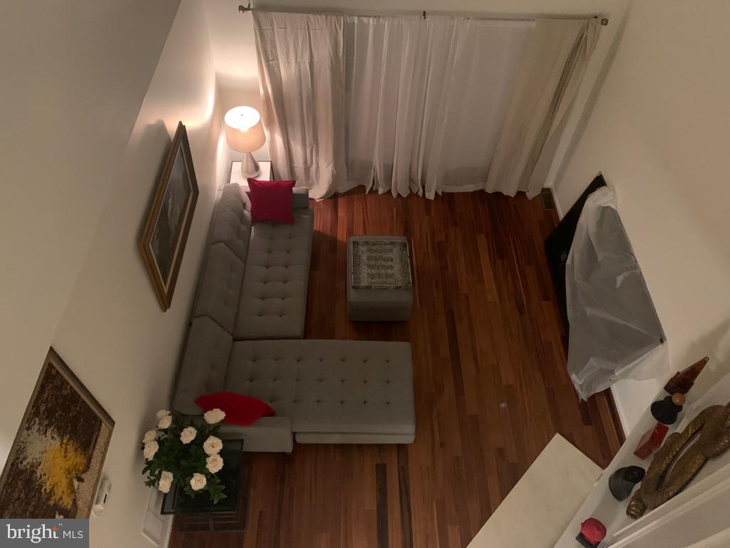 BEDMINSTER SQUARE - Residential Lease