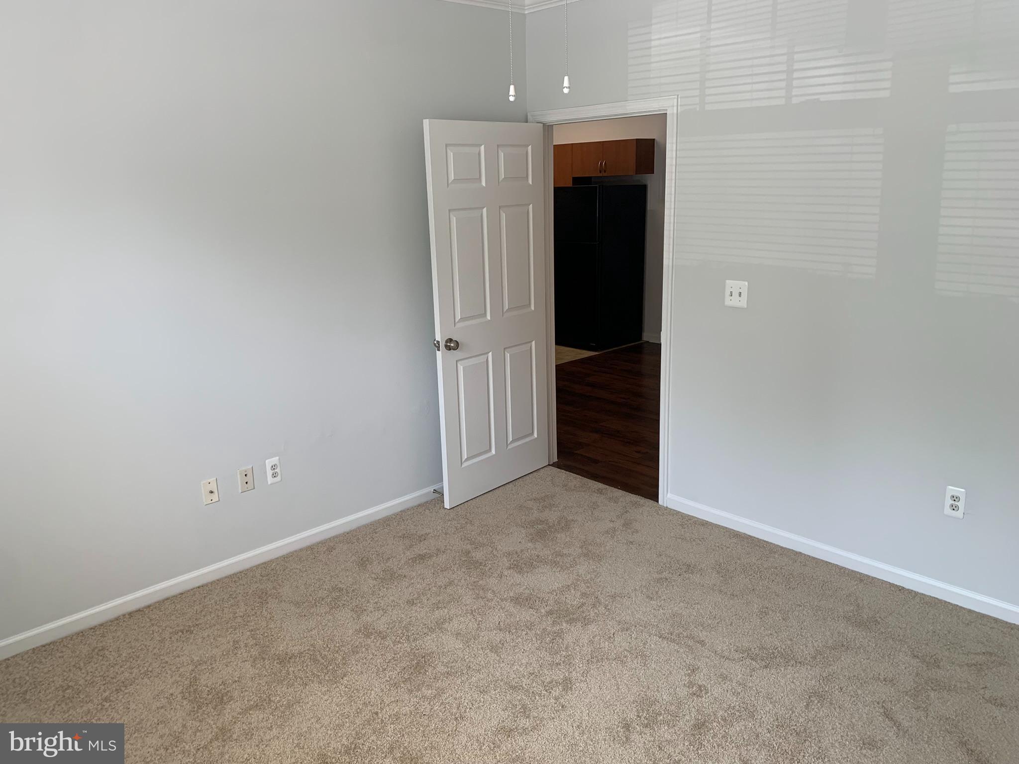 ASHMORE AT GERMANOWN COMMUNITY - Residential Lease