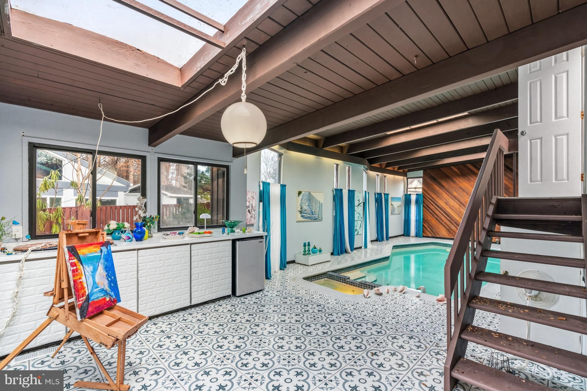 WOODLEY GARDENS - Residential