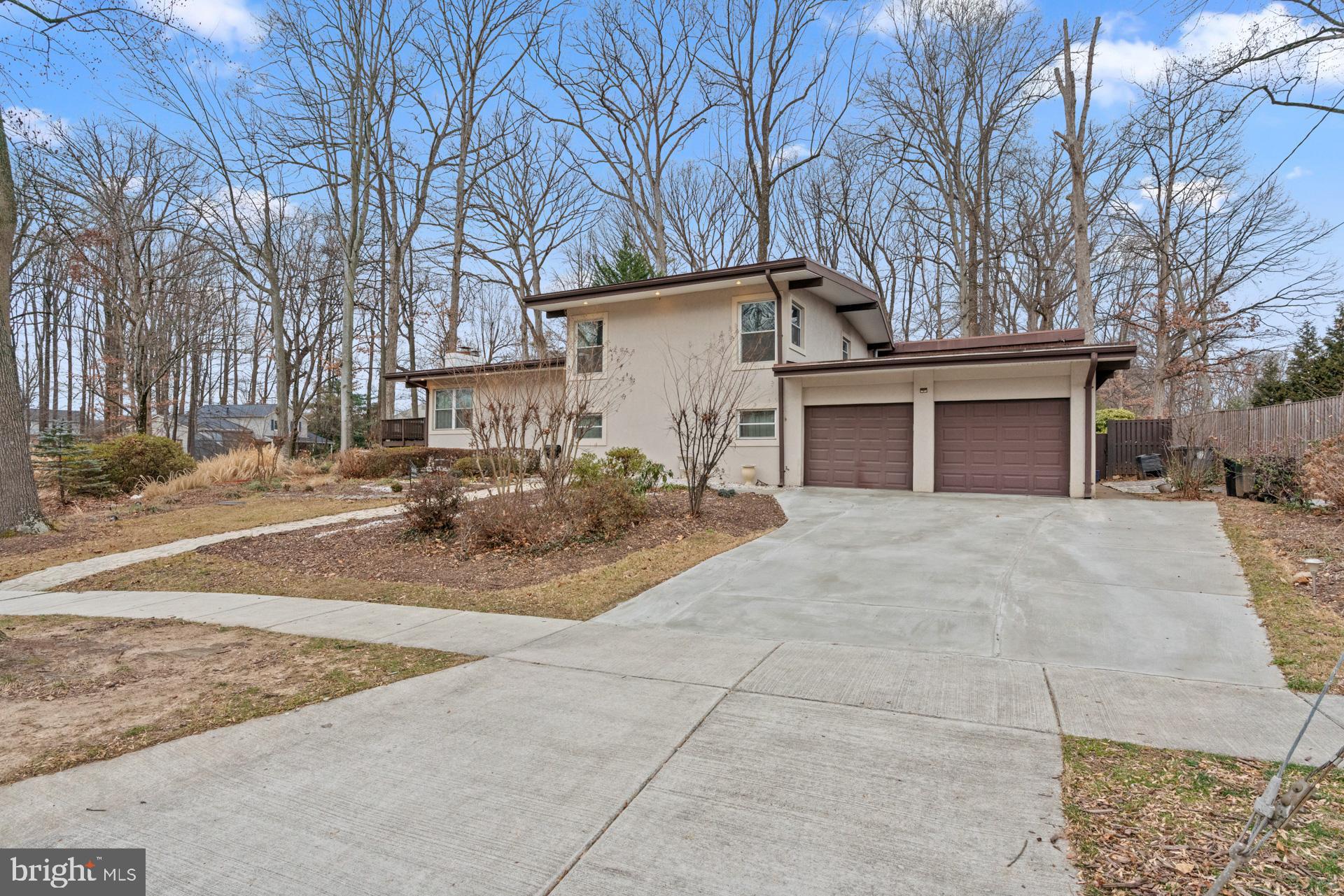 WOODLEY GARDENS - Residential