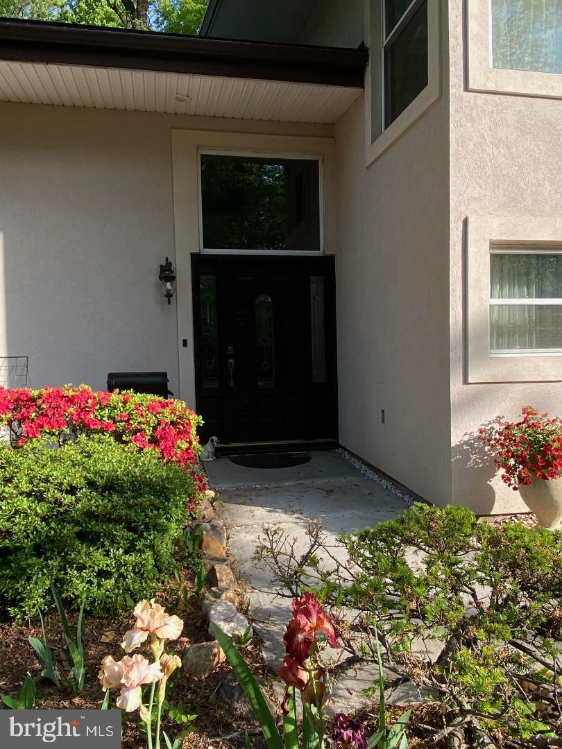 WOODLEY GARDENS - Residential