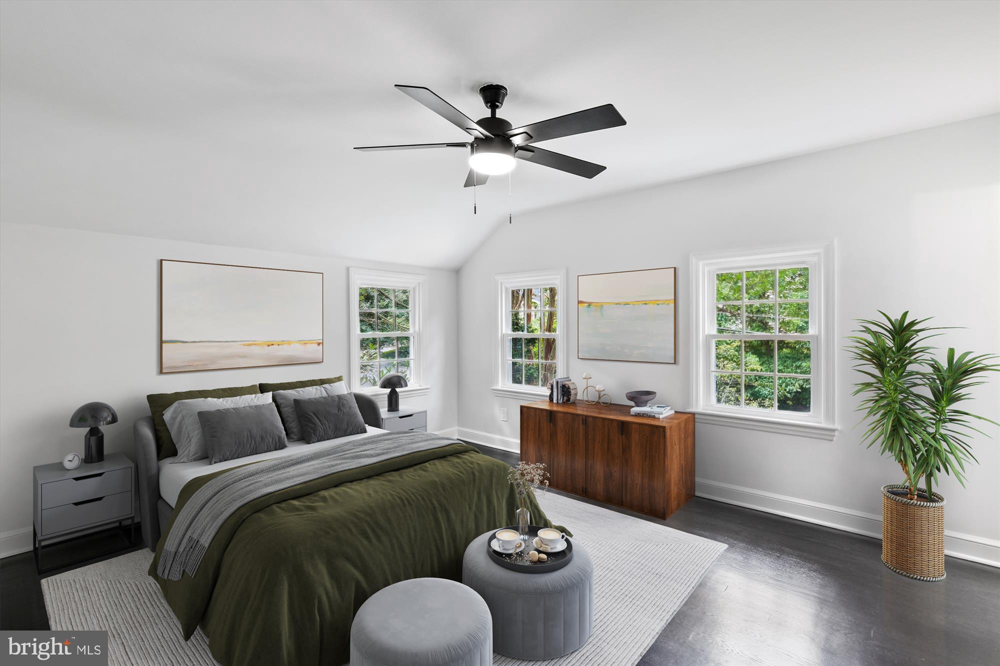 WOODACRES - Residential