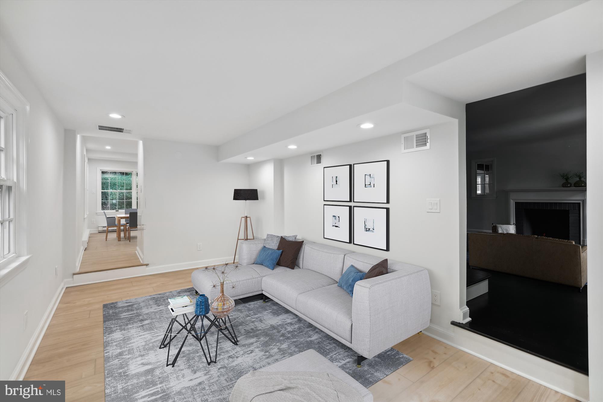 WOODACRES - Residential