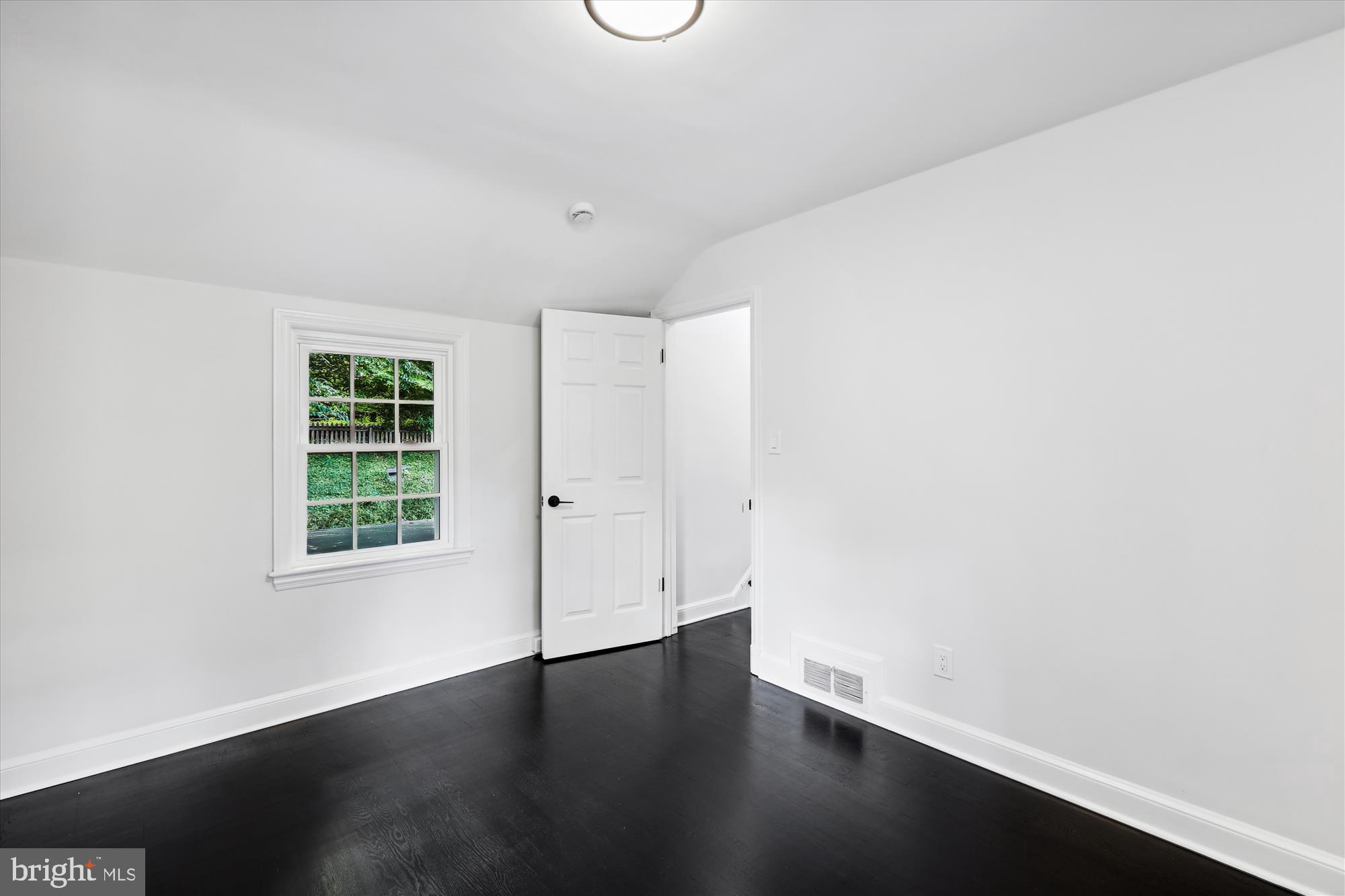 WOODACRES - Residential