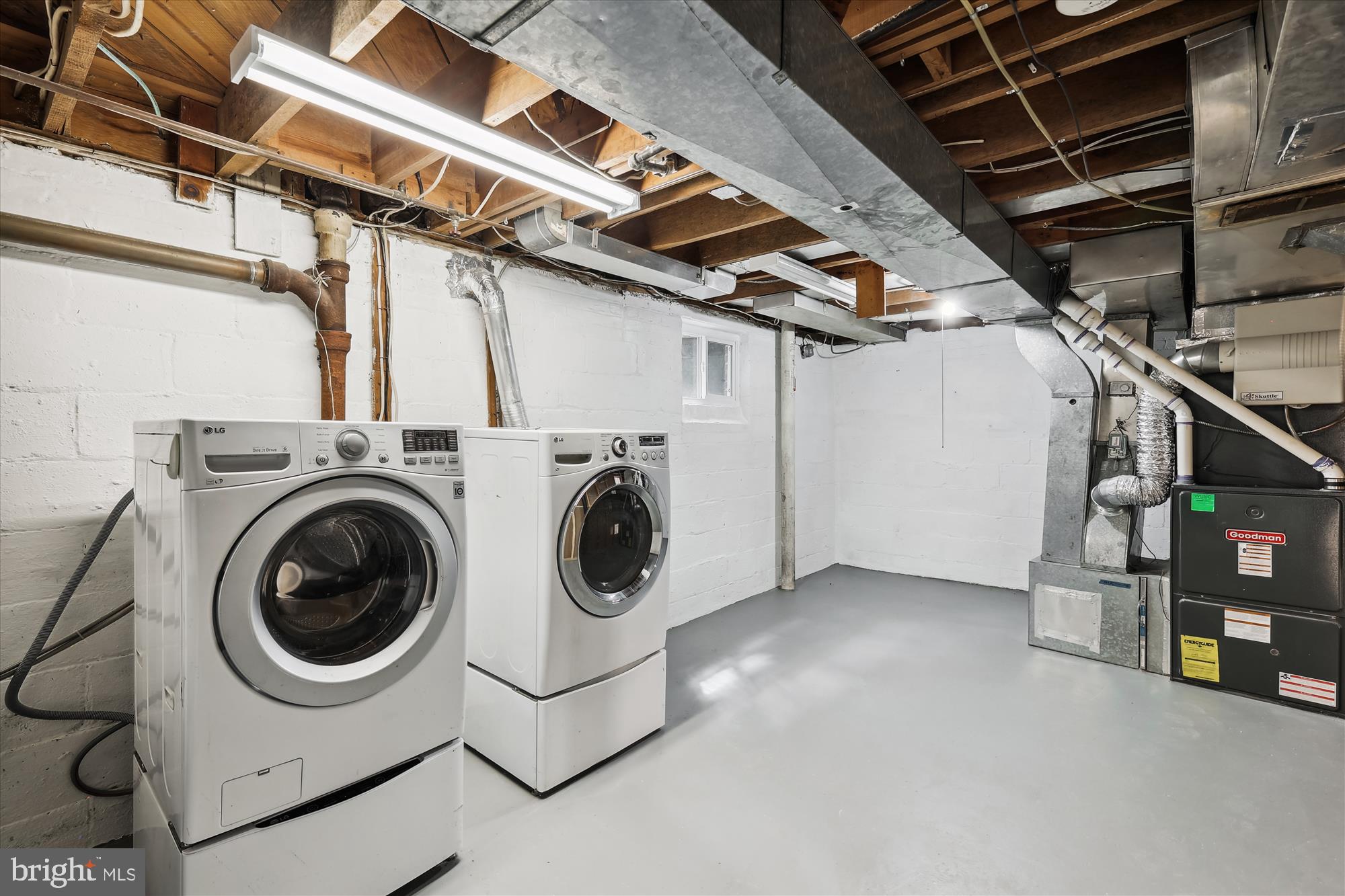 WOODACRES - Residential