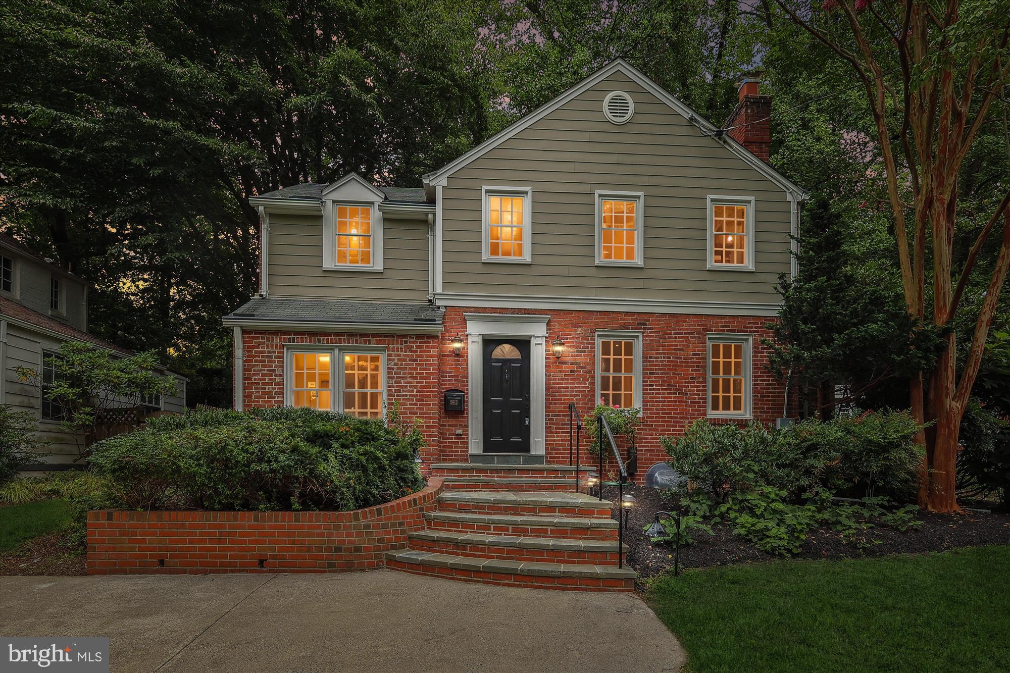 WOODACRES - Residential