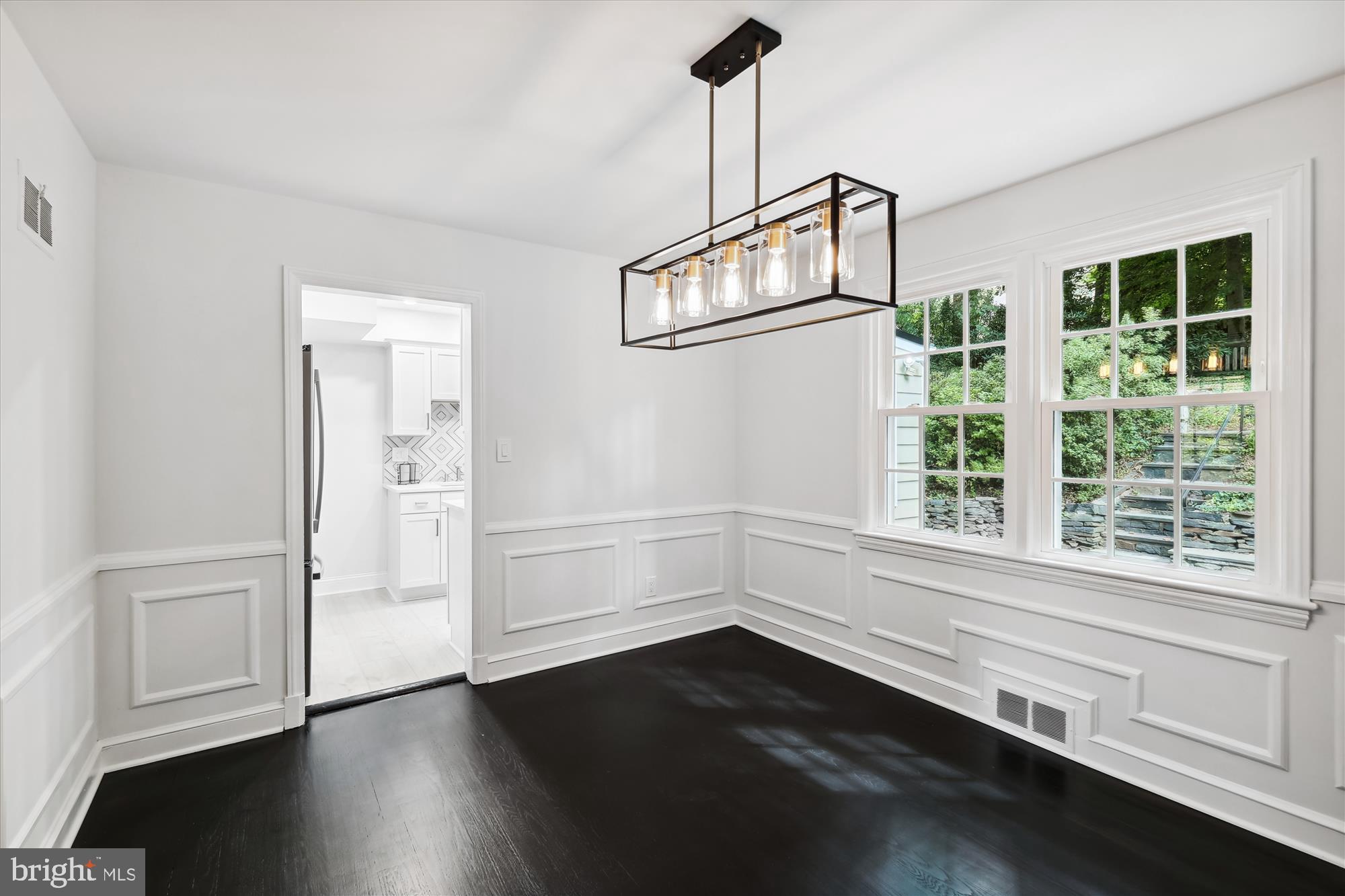 WOODACRES - Residential