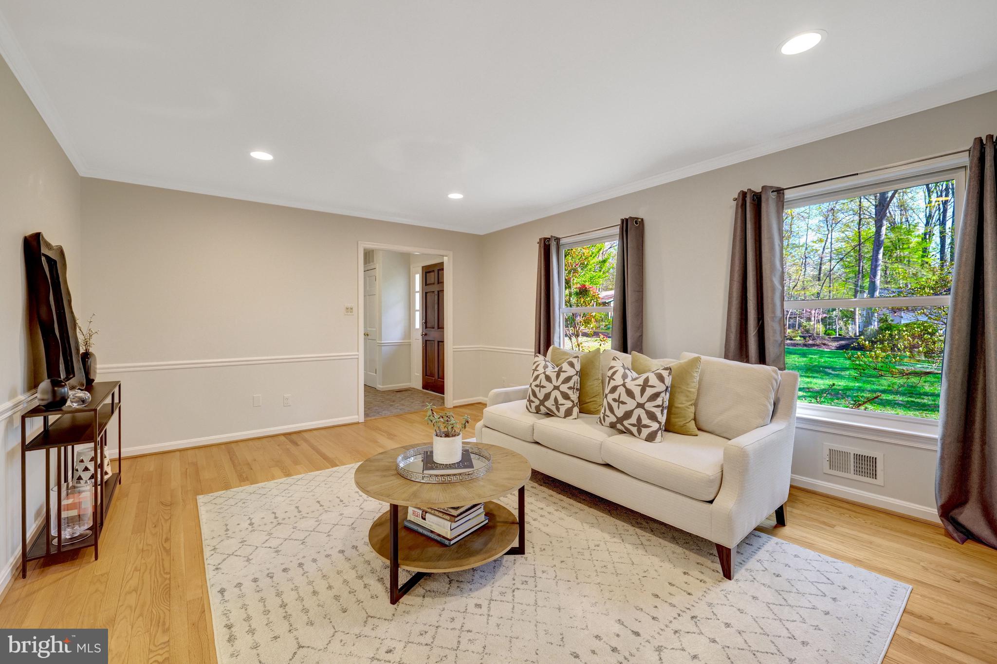 RESTON - Residential