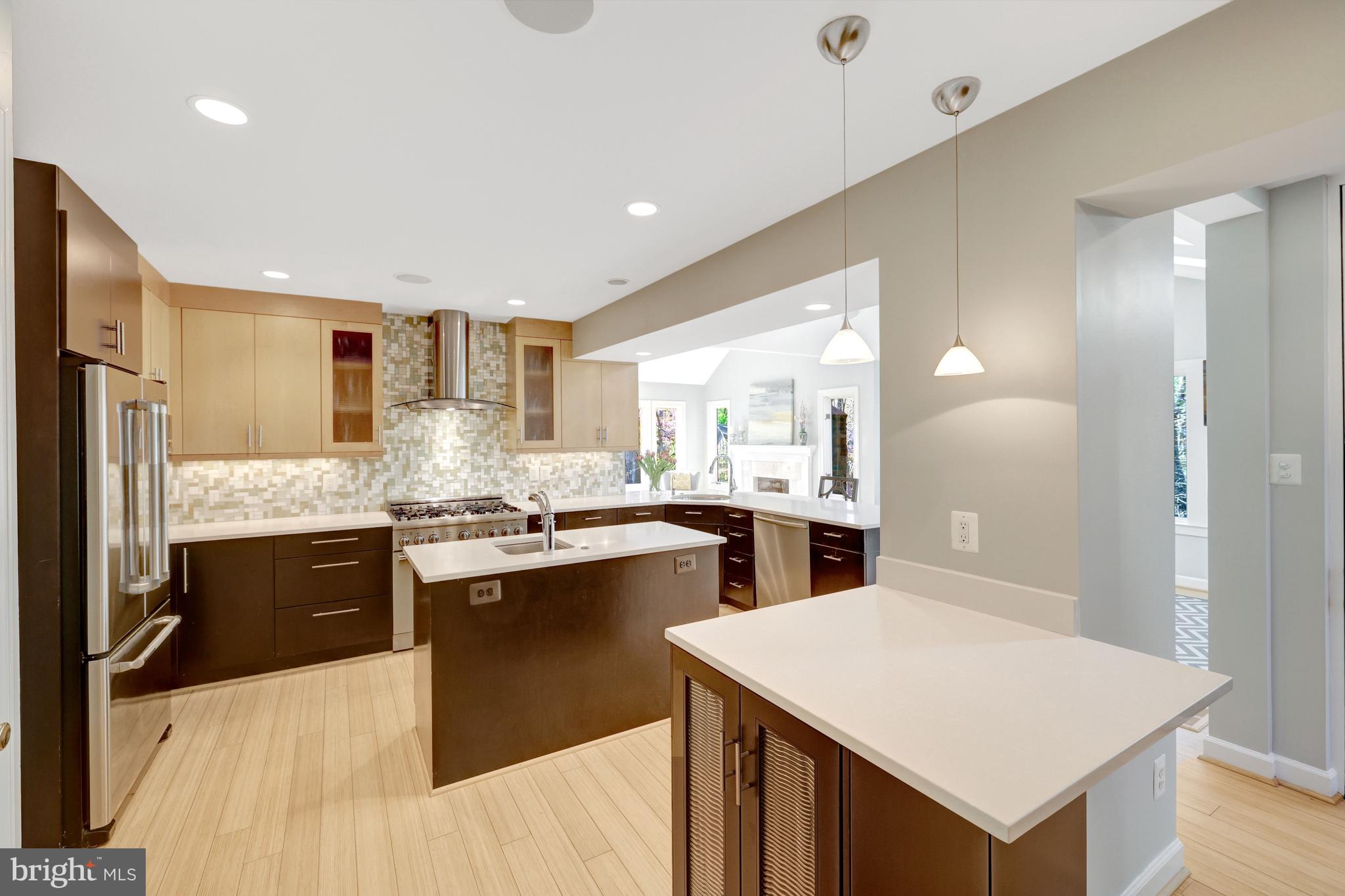 RESTON - Residential