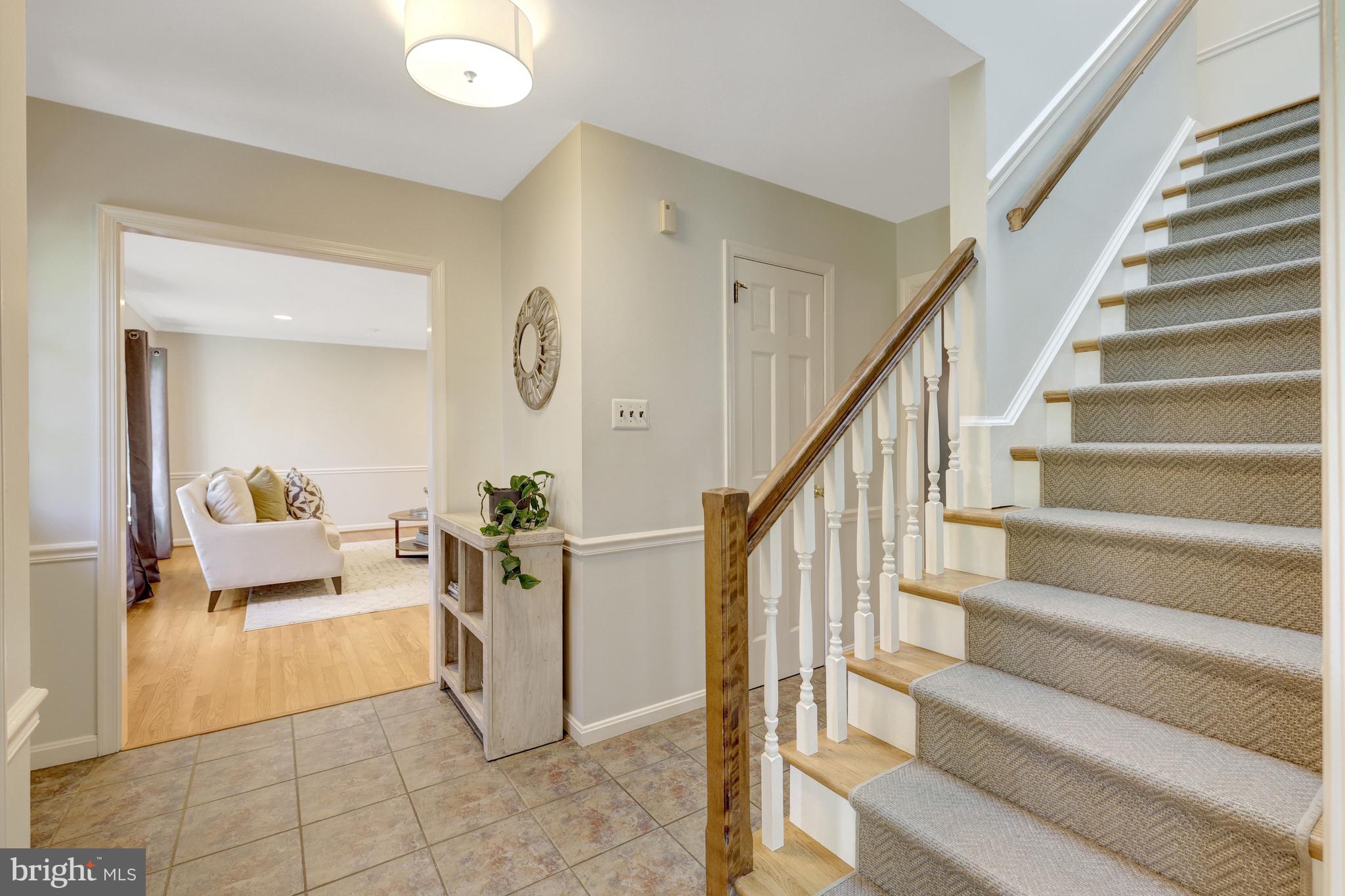 RESTON - Residential